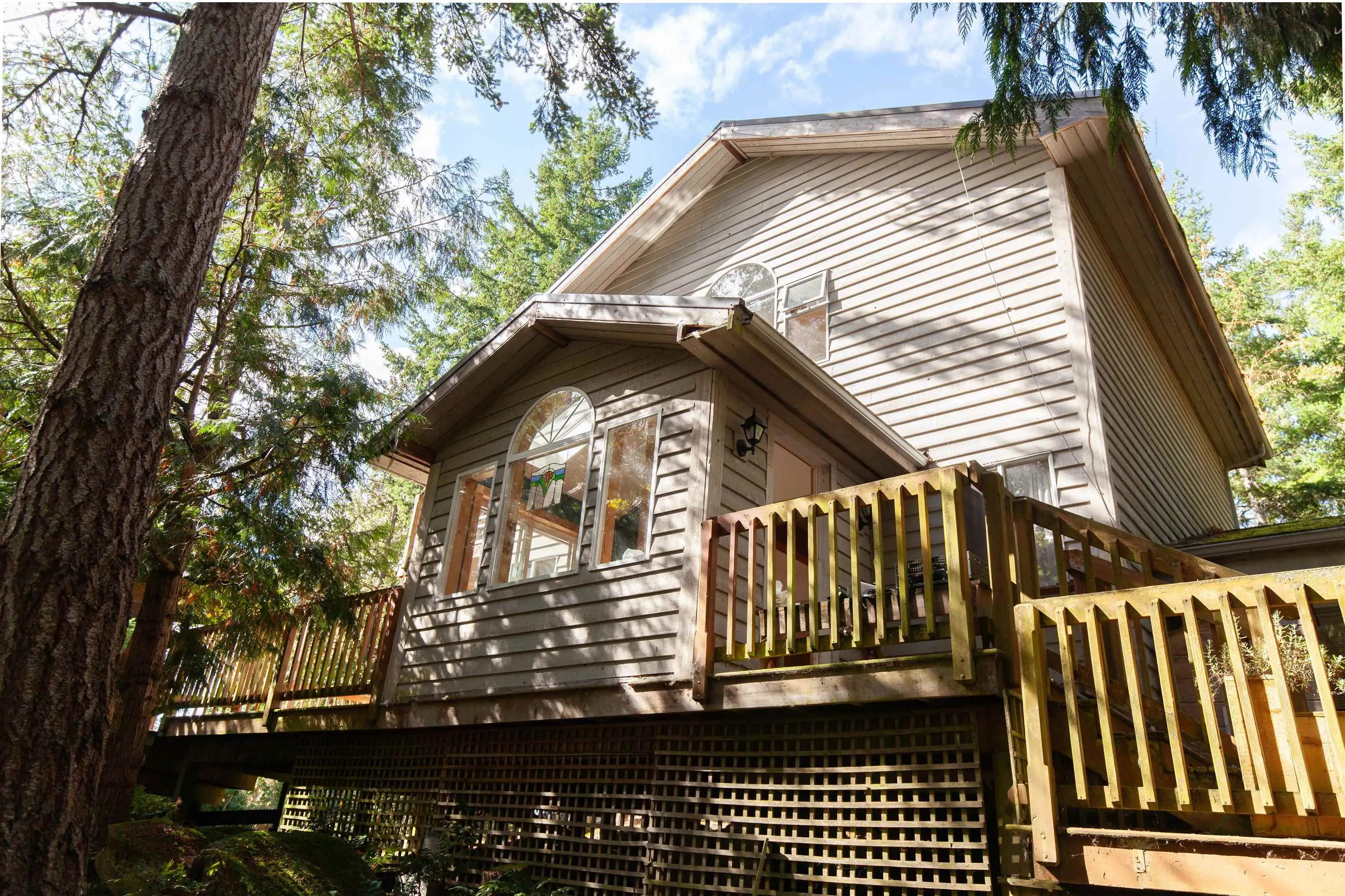 567 Dinner Bay Road