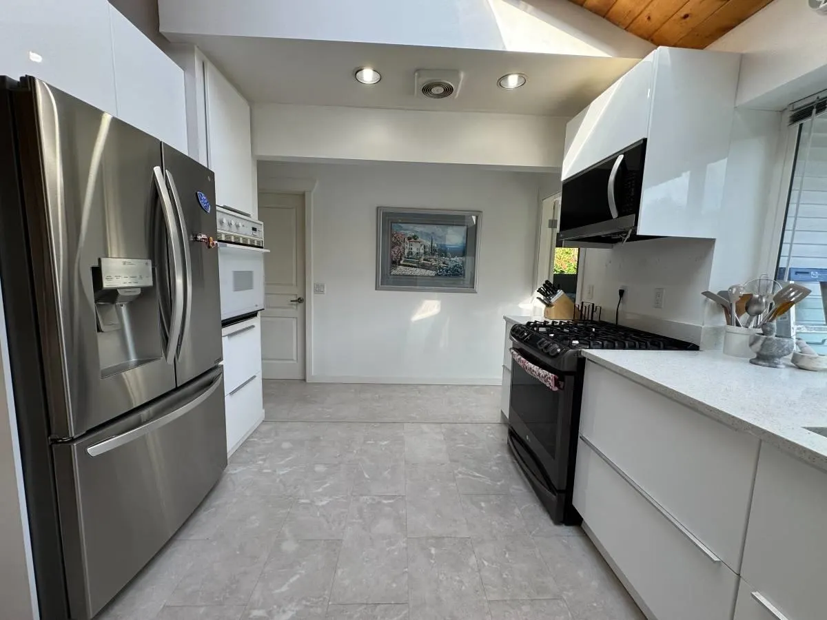 UPPER 23418 Tamarack Lane