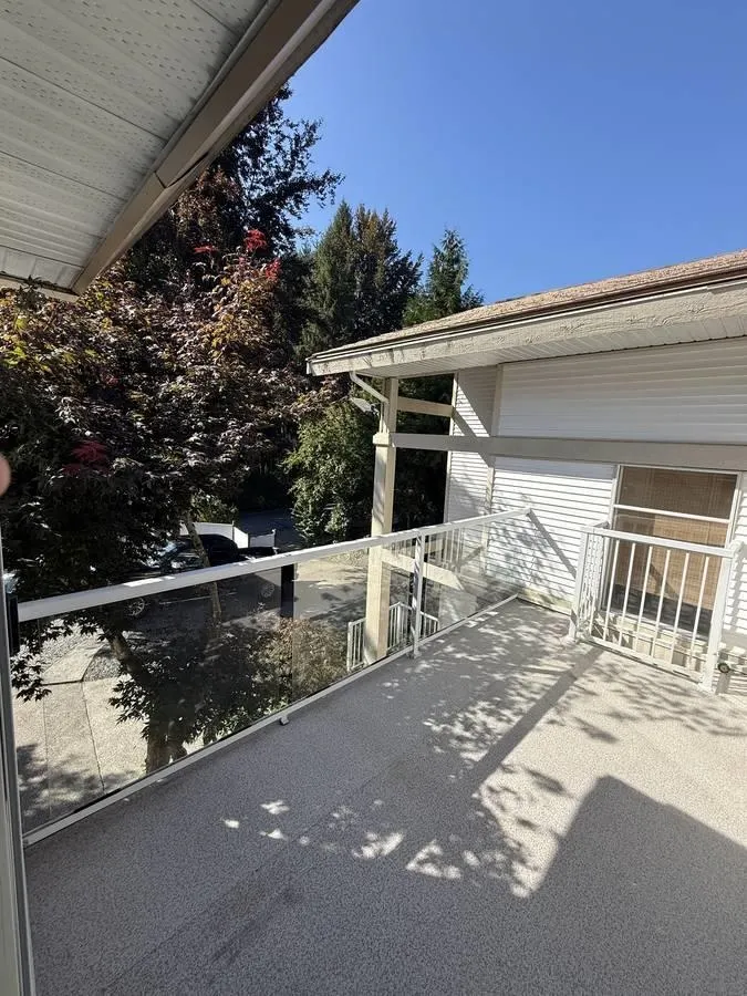 UPPER 23418 Tamarack Lane