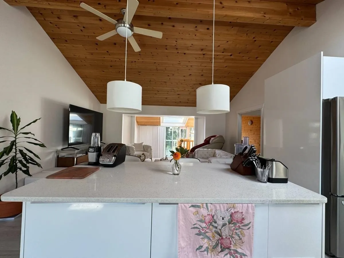 UPPER 23418 Tamarack Lane