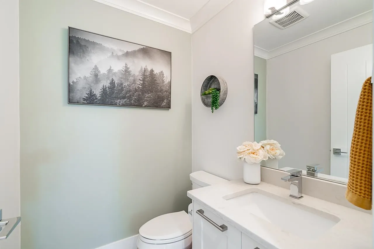 205 2277 Oak Meadows Drive
