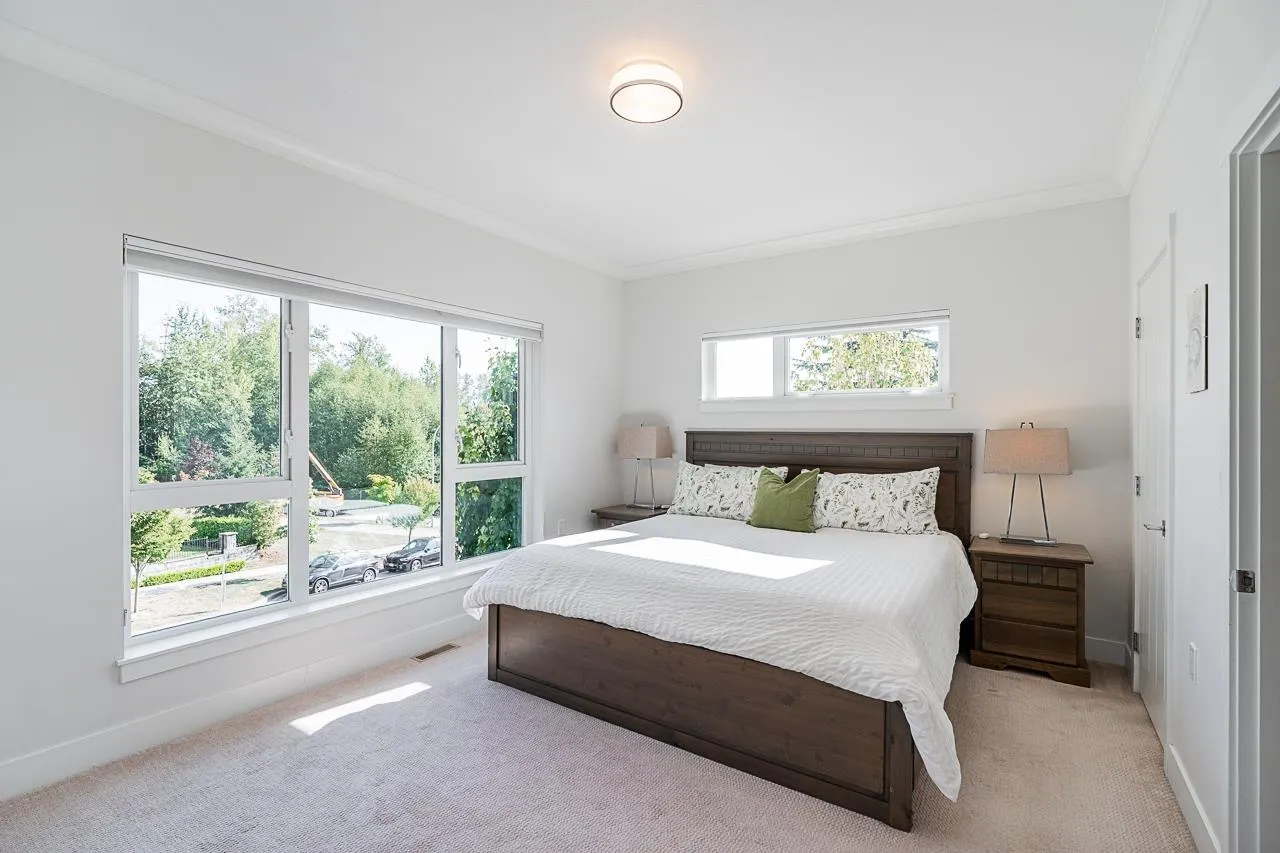 205 2277 Oak Meadows Drive