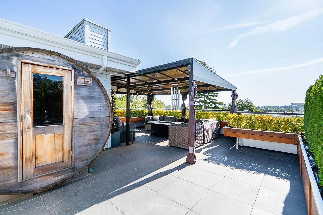205 2277 Oak Meadows Drive