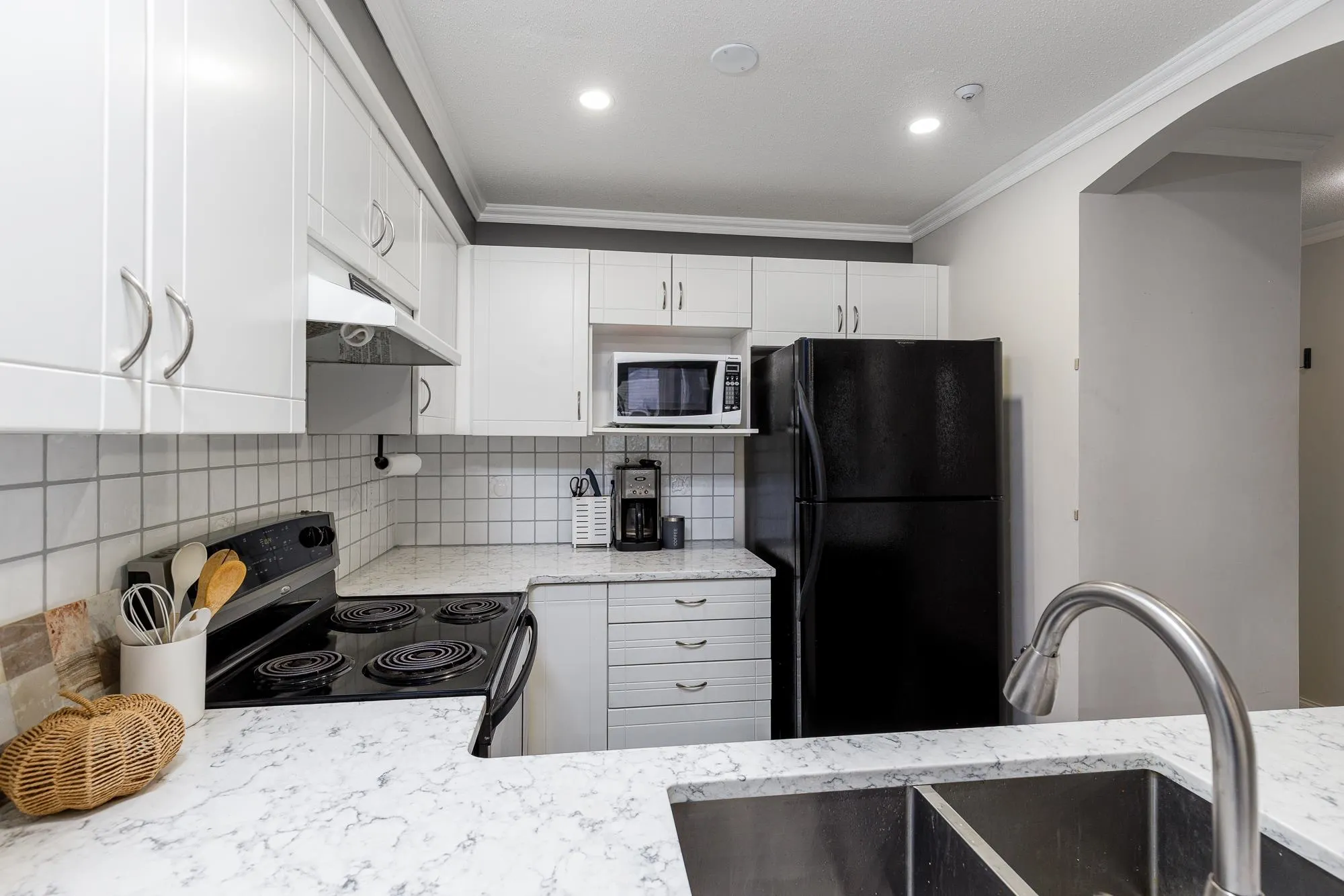 202 3033 Terravista Place