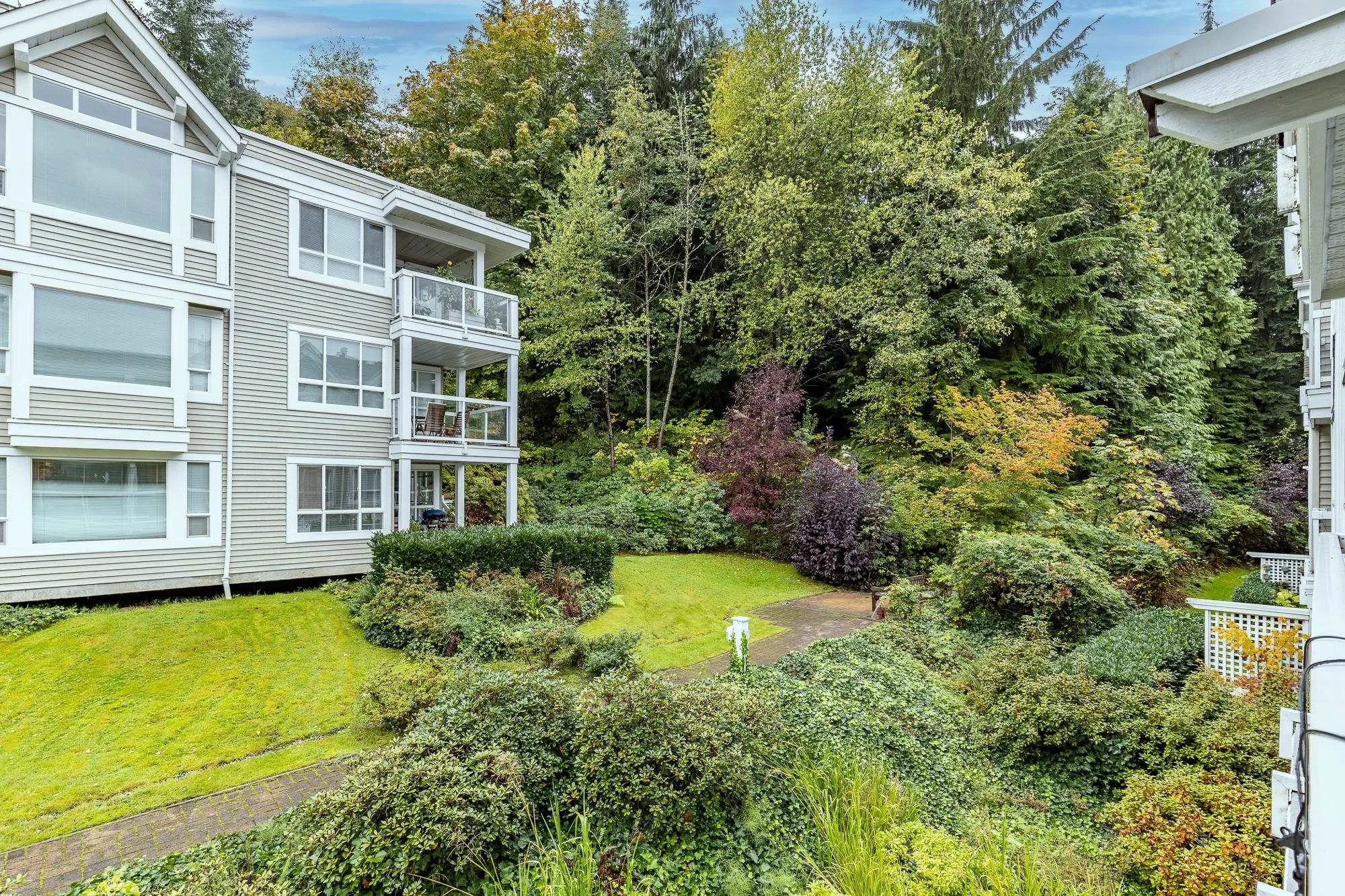 202 3033 Terravista Place