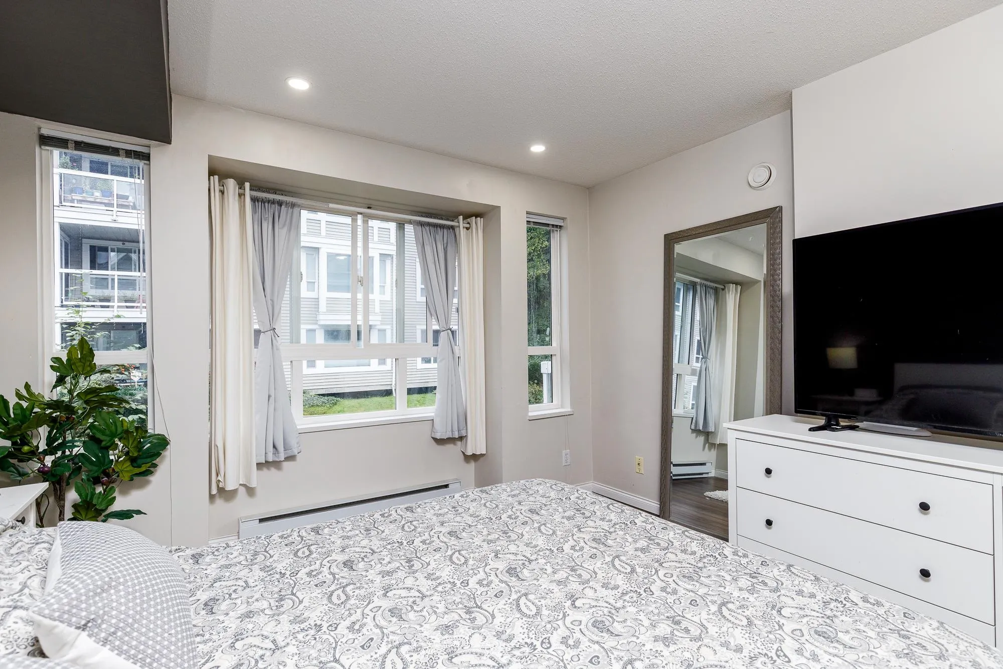 202 3033 Terravista Place