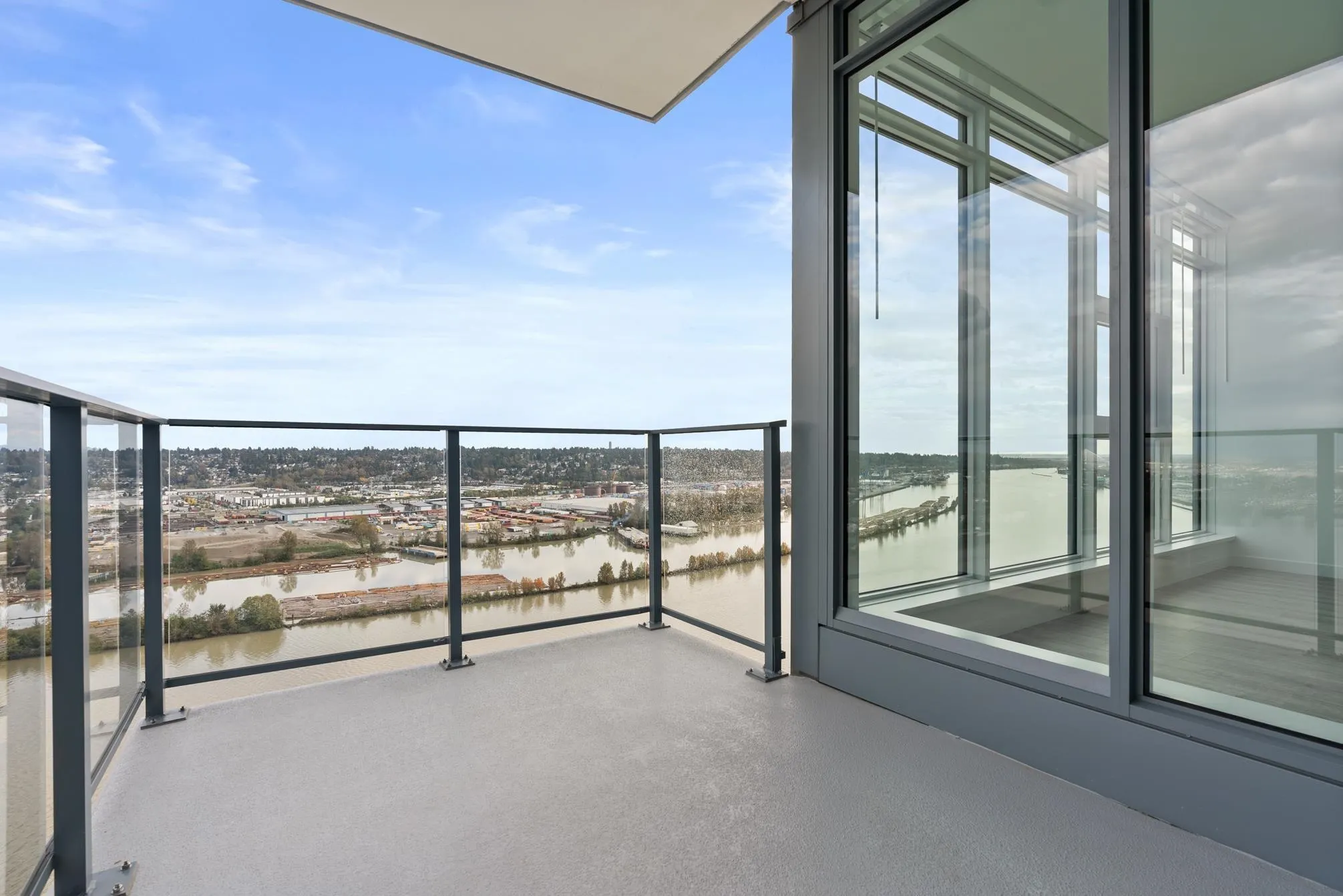1407 680 Quayside Drive
