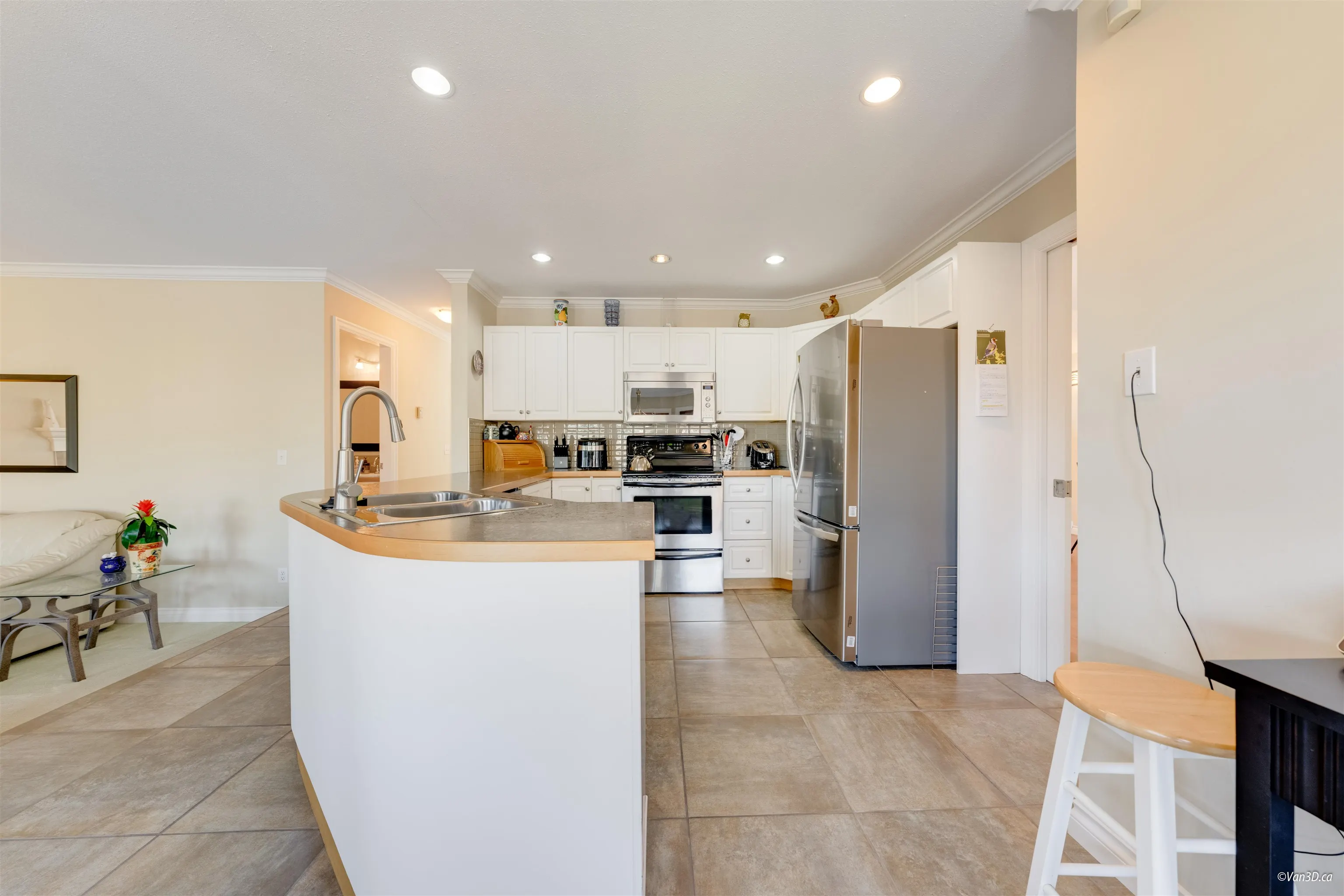 15303 28a Avenue