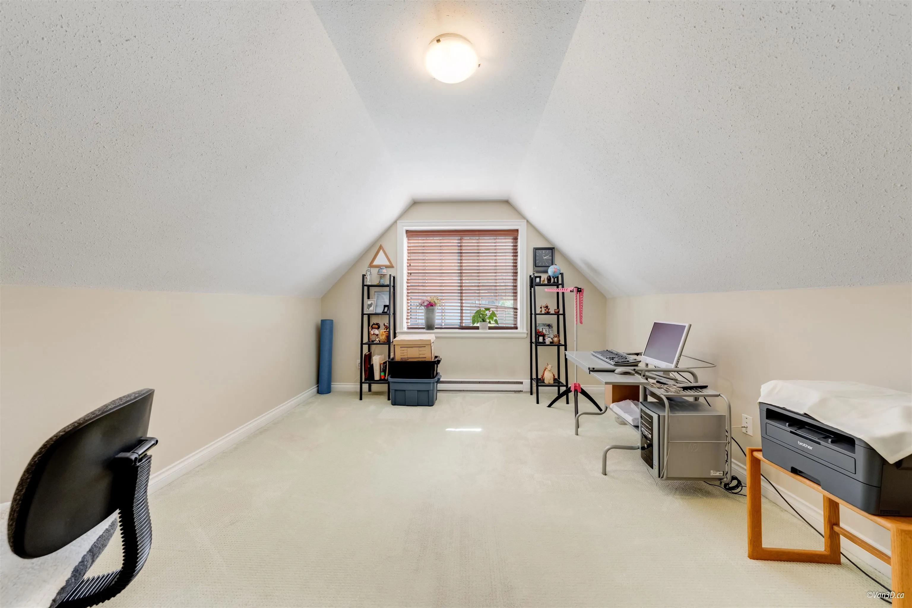 15303 28a Avenue