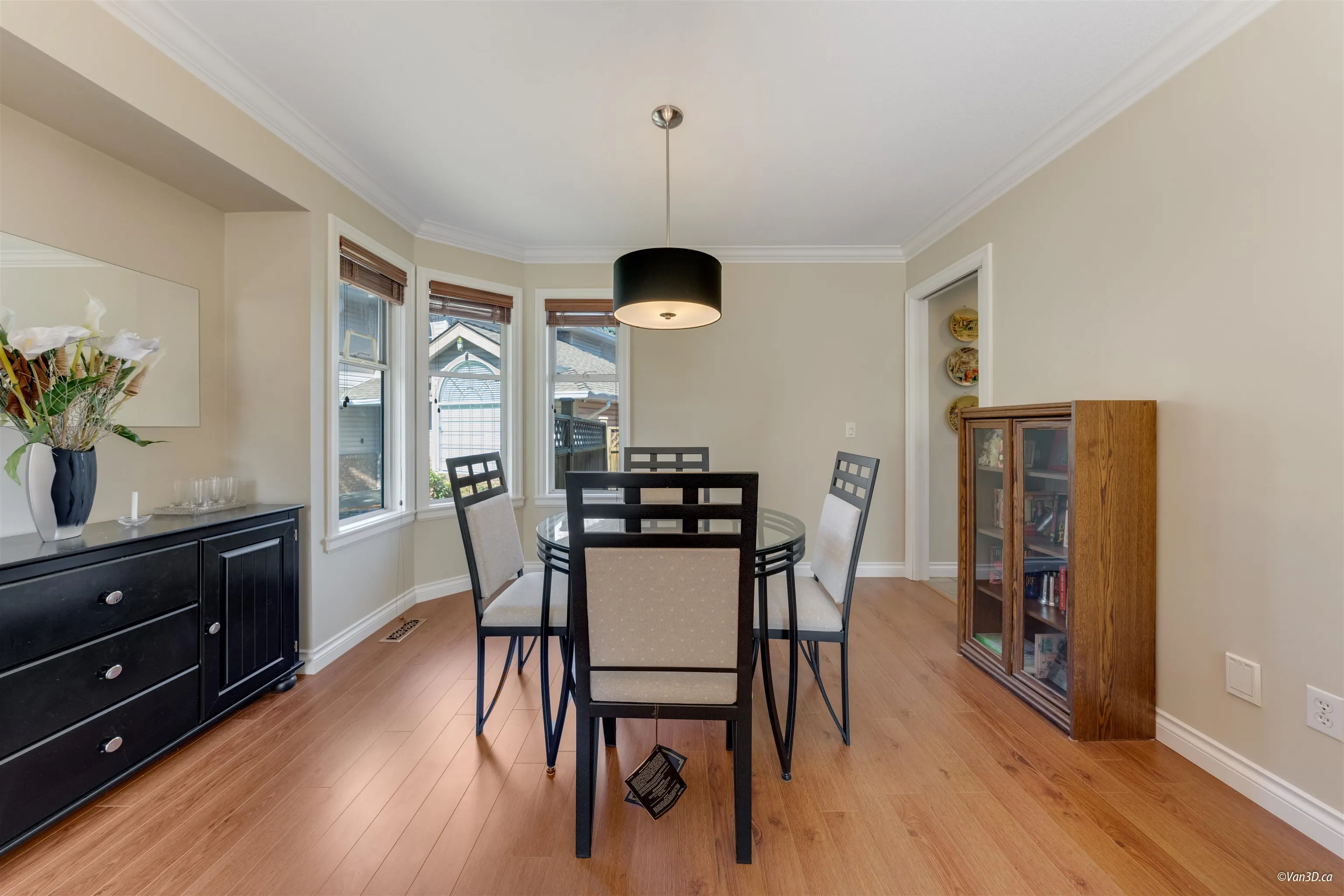 15303 28a Avenue
