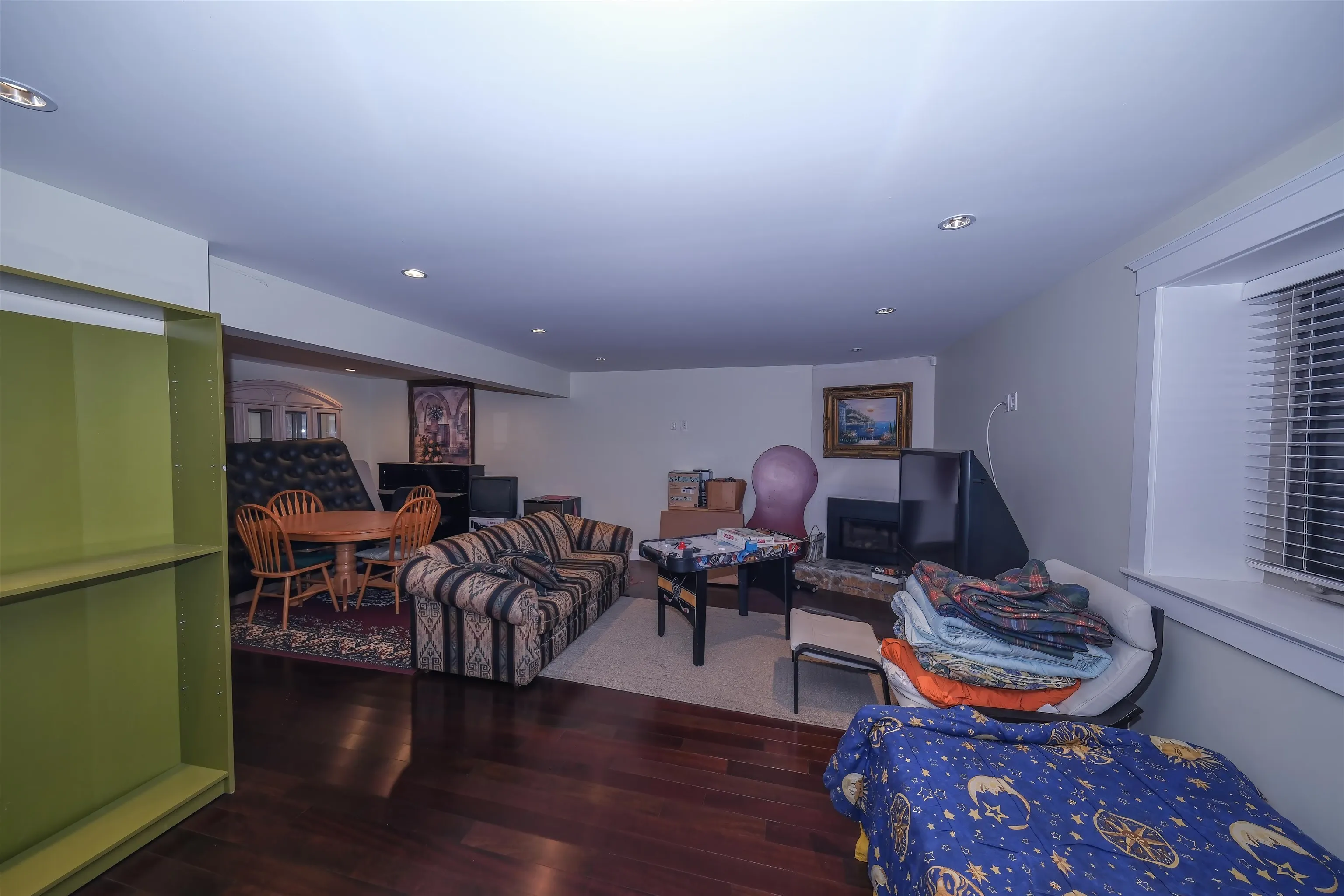 97 Deep Dene Place