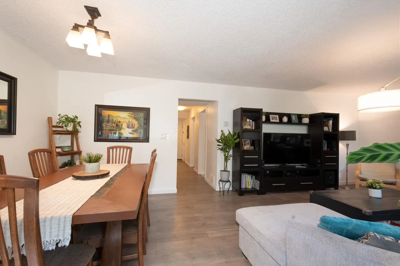 2765 Westview Drive