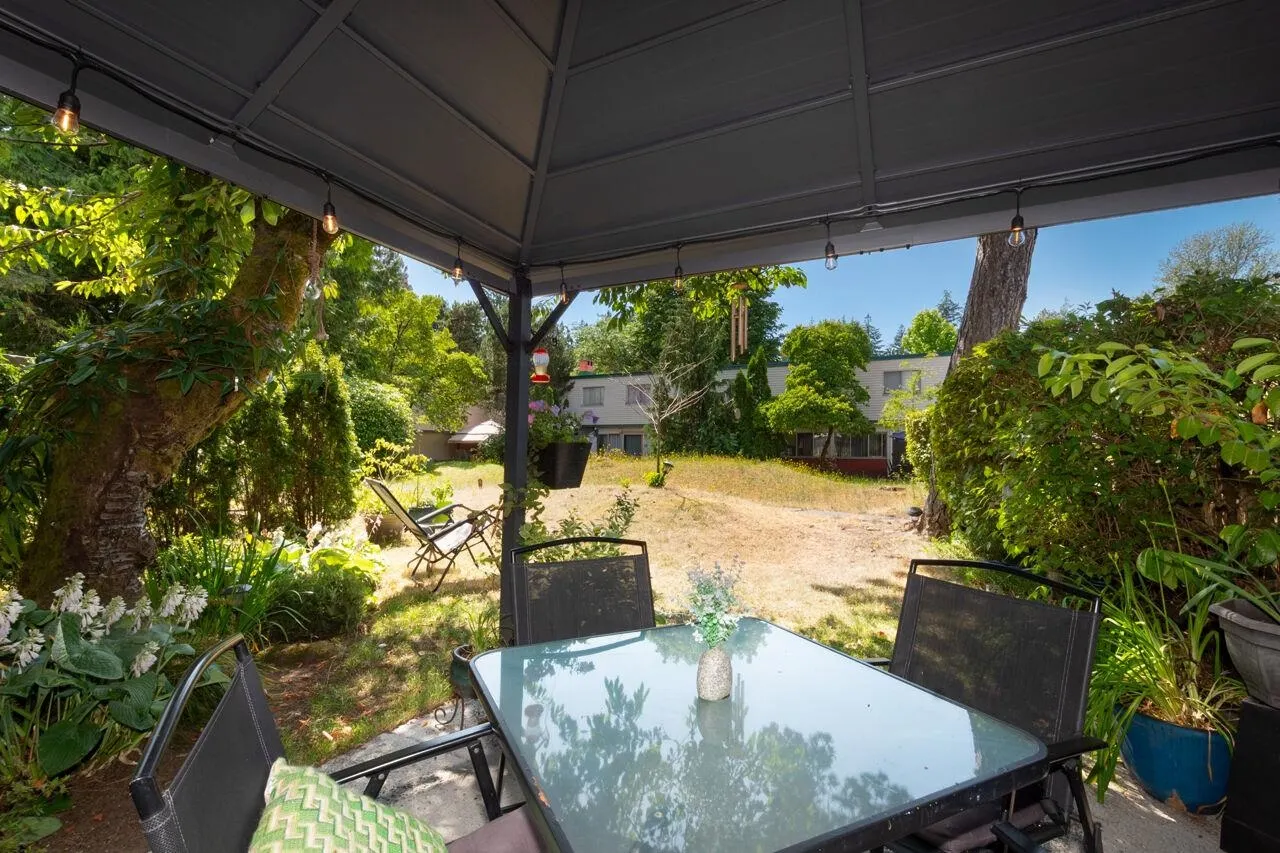 2765 Westview Drive