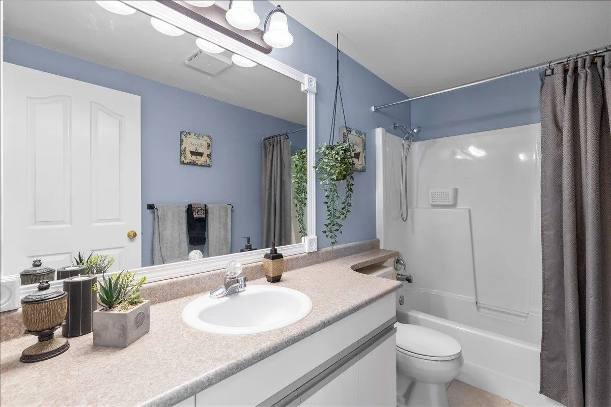 120 9855 Quarry Road
