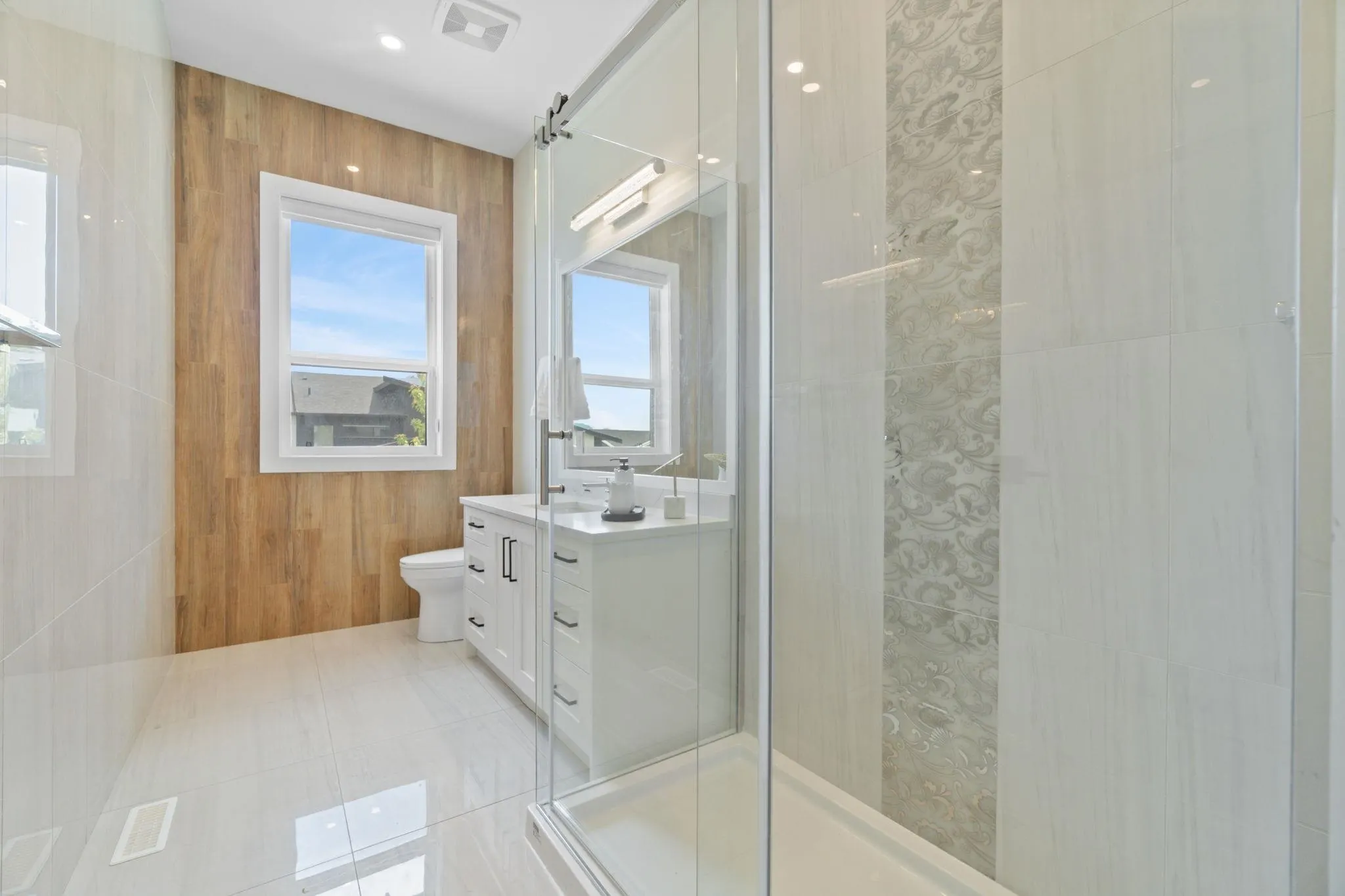 5 43925 Chilliwack Mountain Road