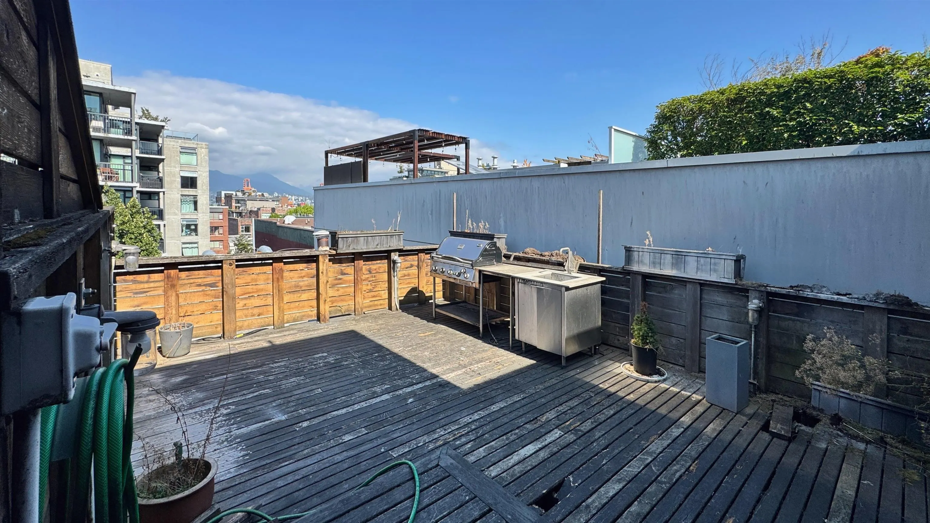 605 53 W Hastings Street