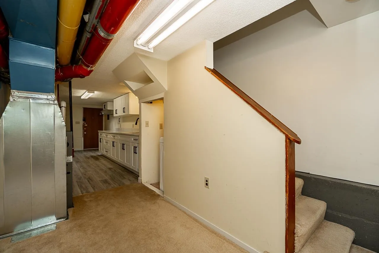22 E 18th Avenue