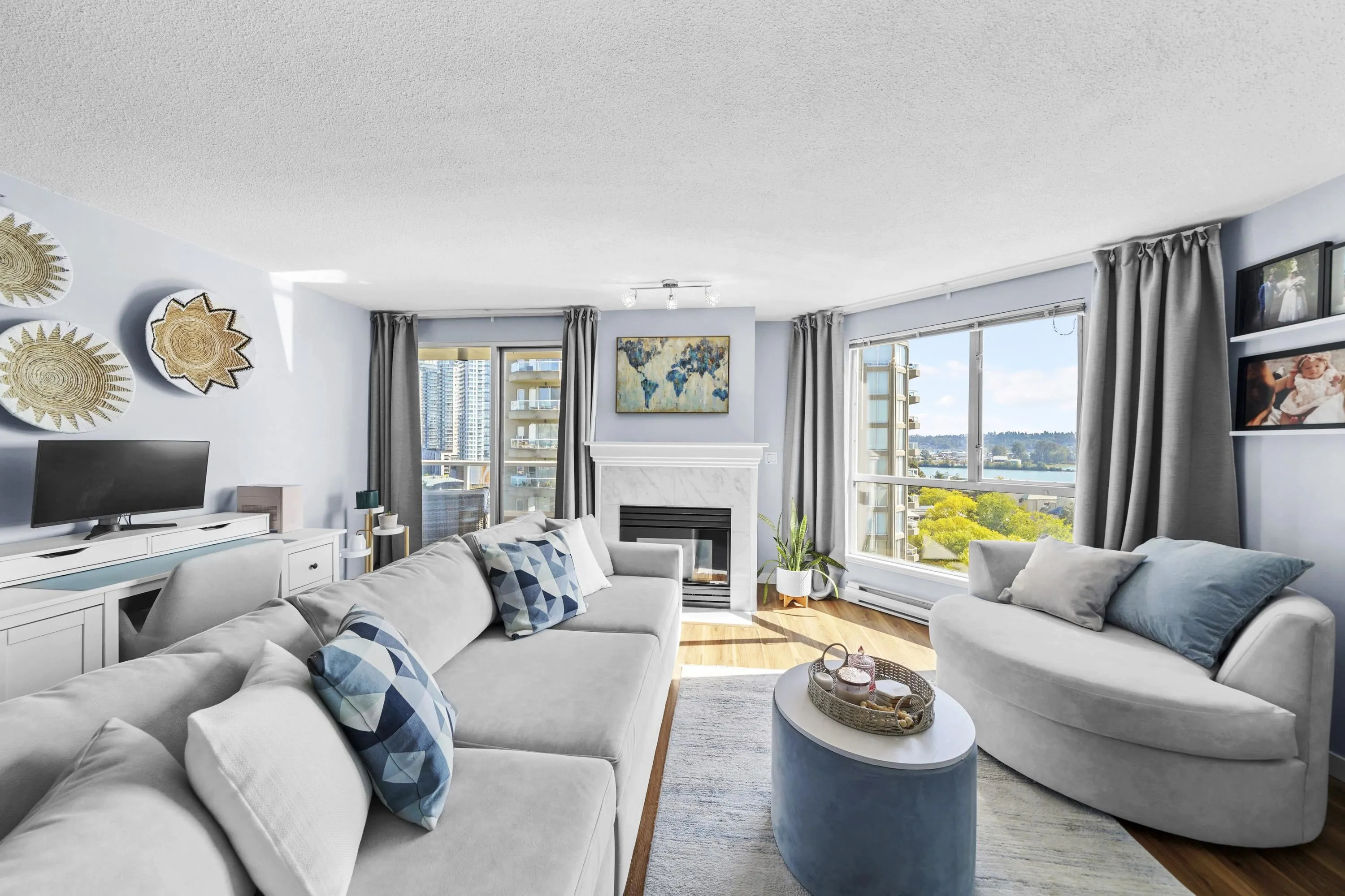 1207 1185 Quayside Drive