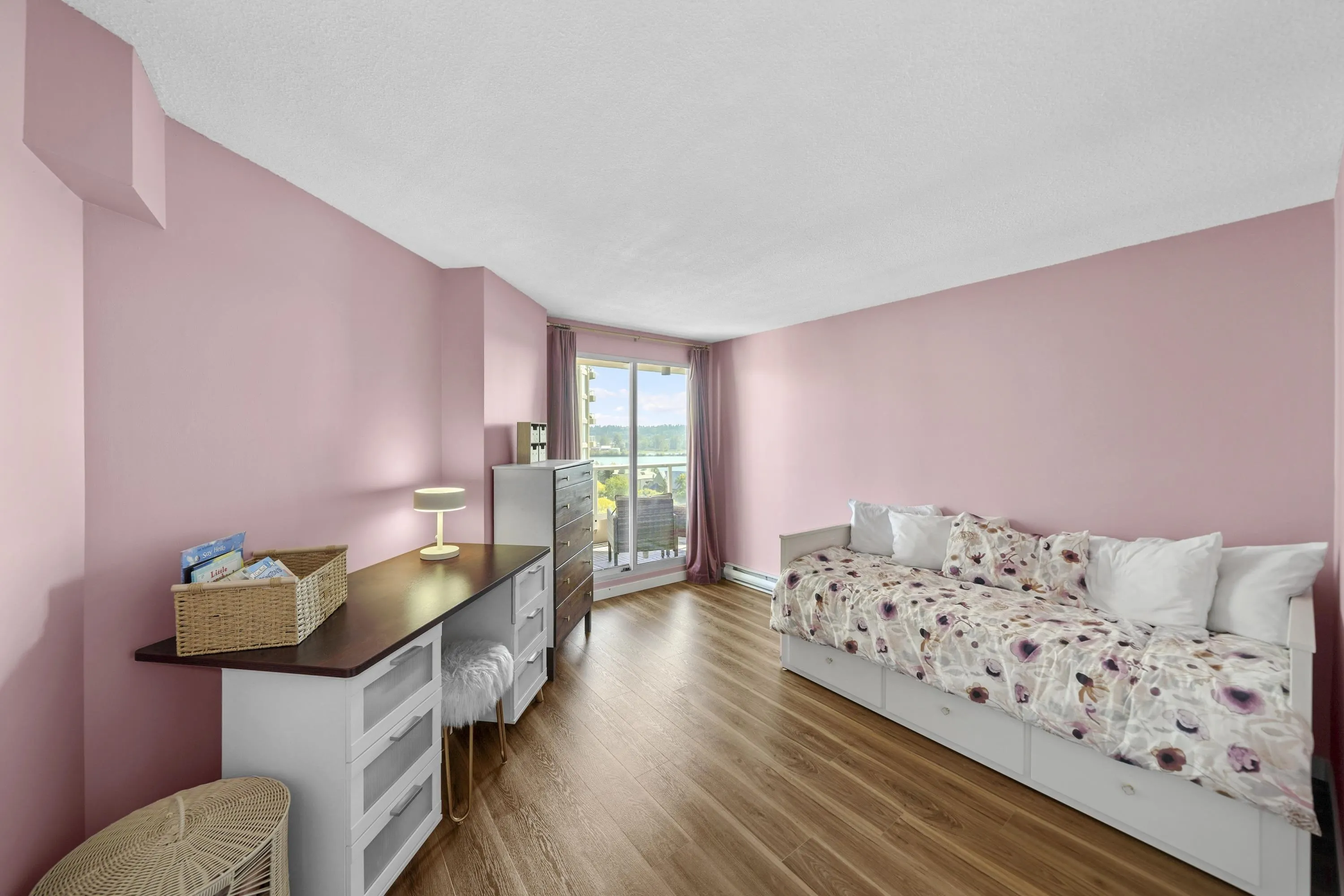 1207 1185 Quayside Drive