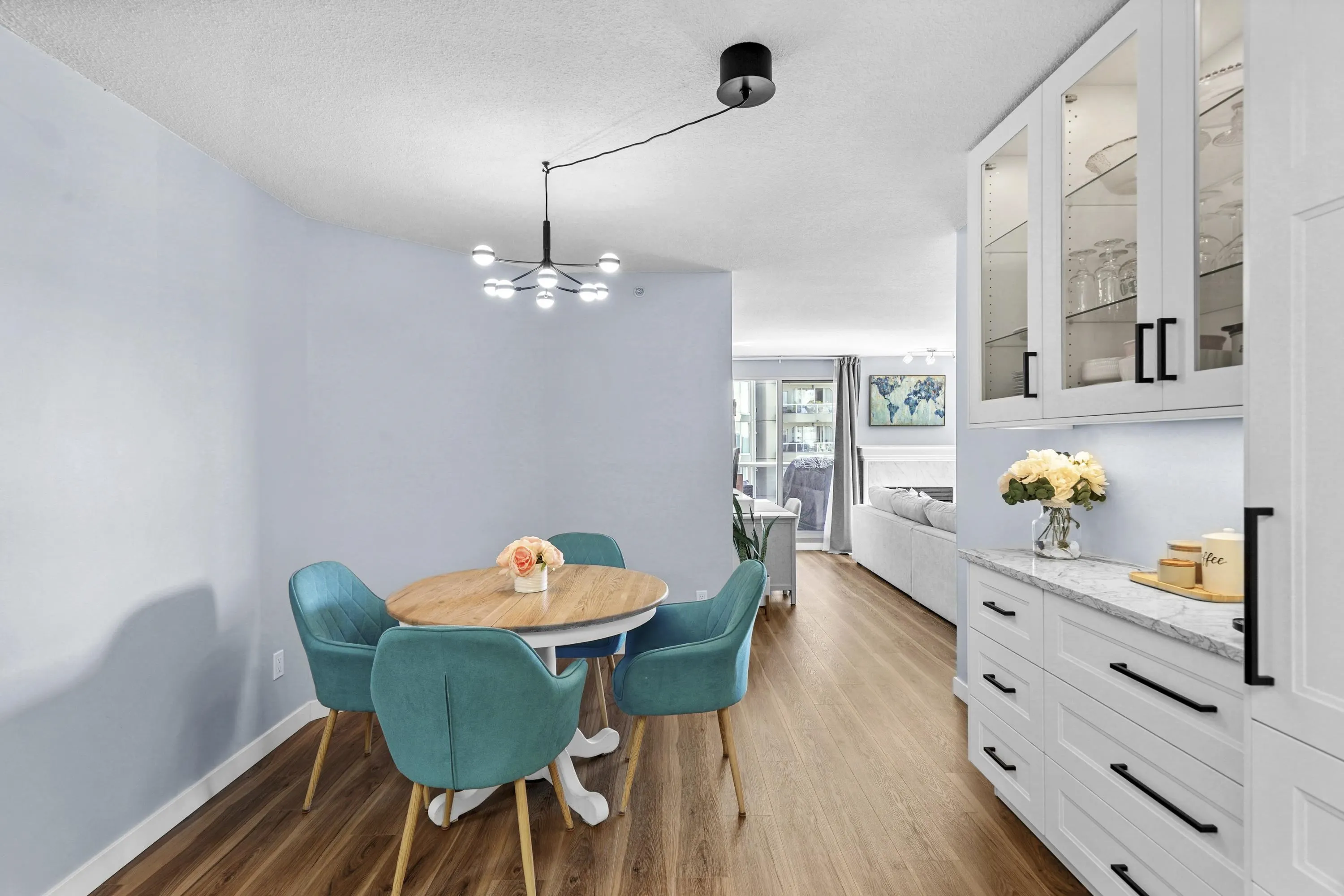 1207 1185 Quayside Drive