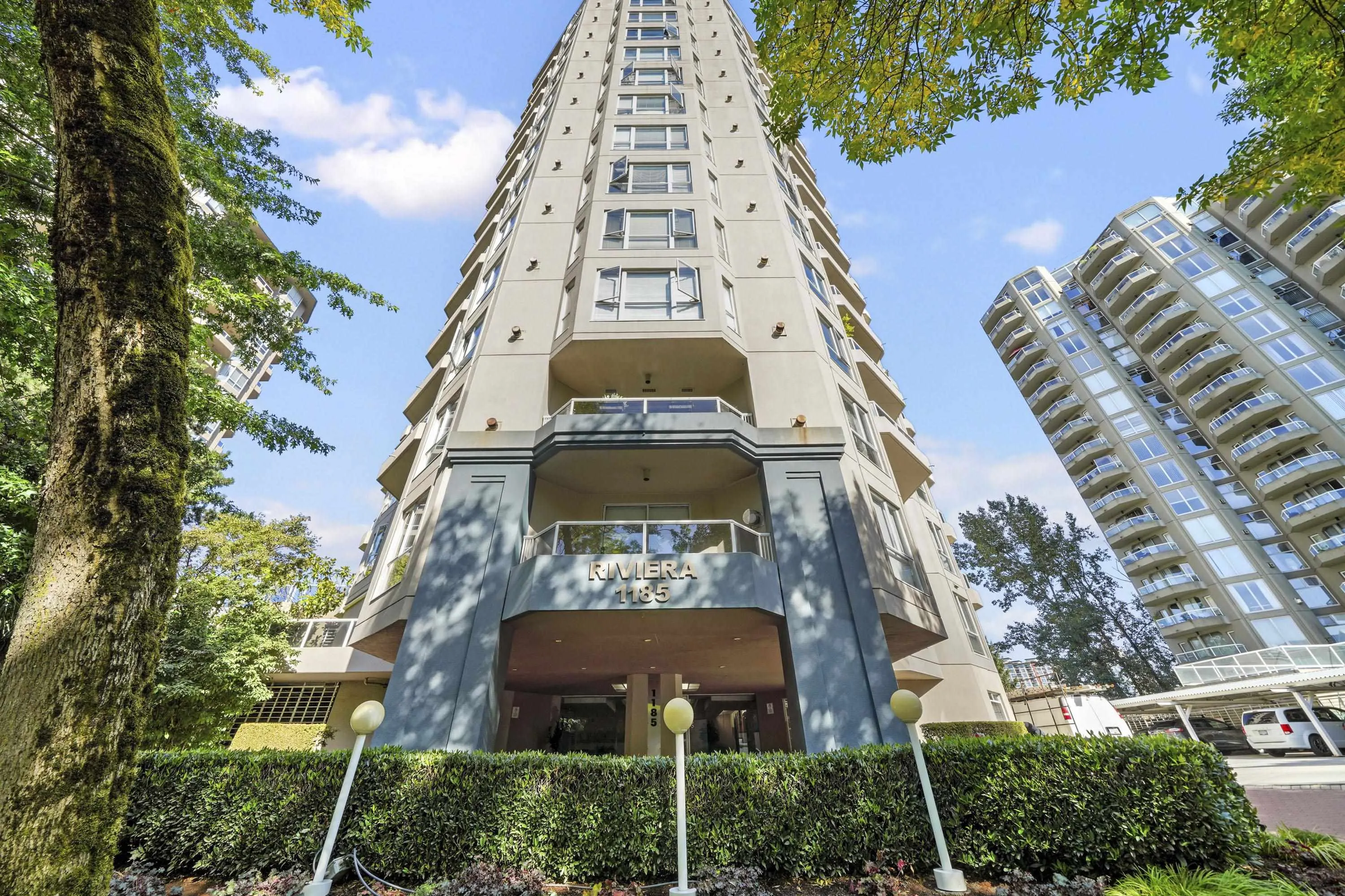 1207 1185 Quayside Drive