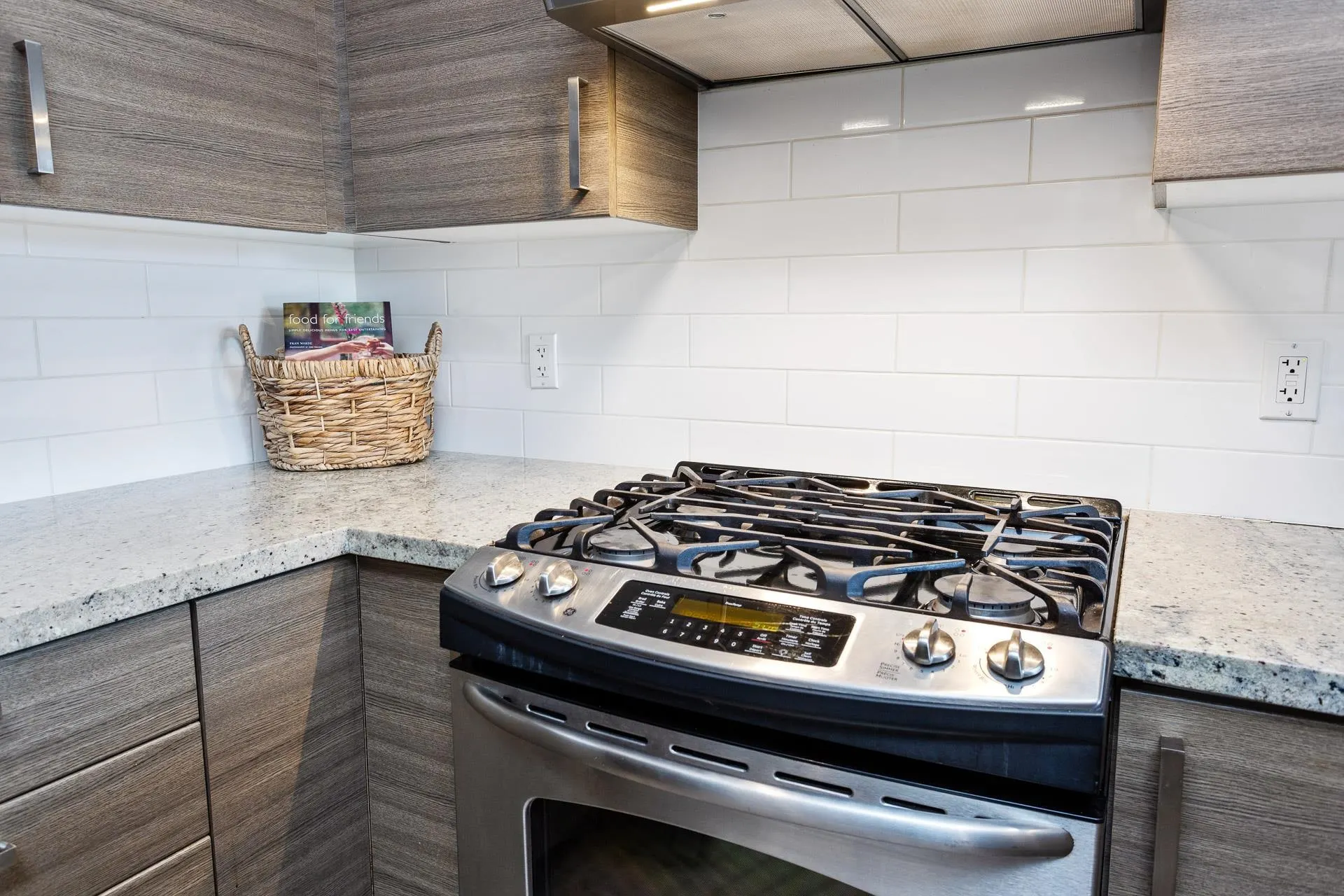 409 1153 Kensal Place