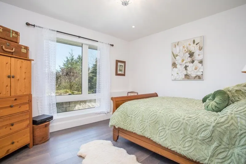 1812 Cardinal Crescent