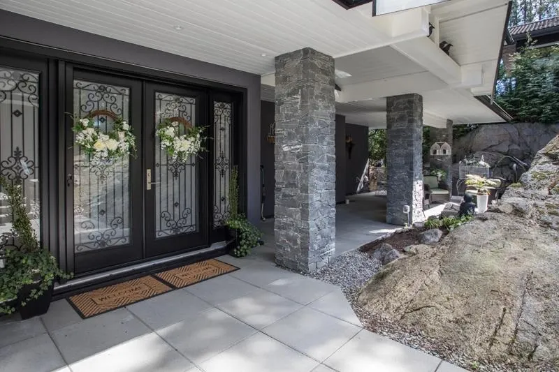 1812 Cardinal Crescent
