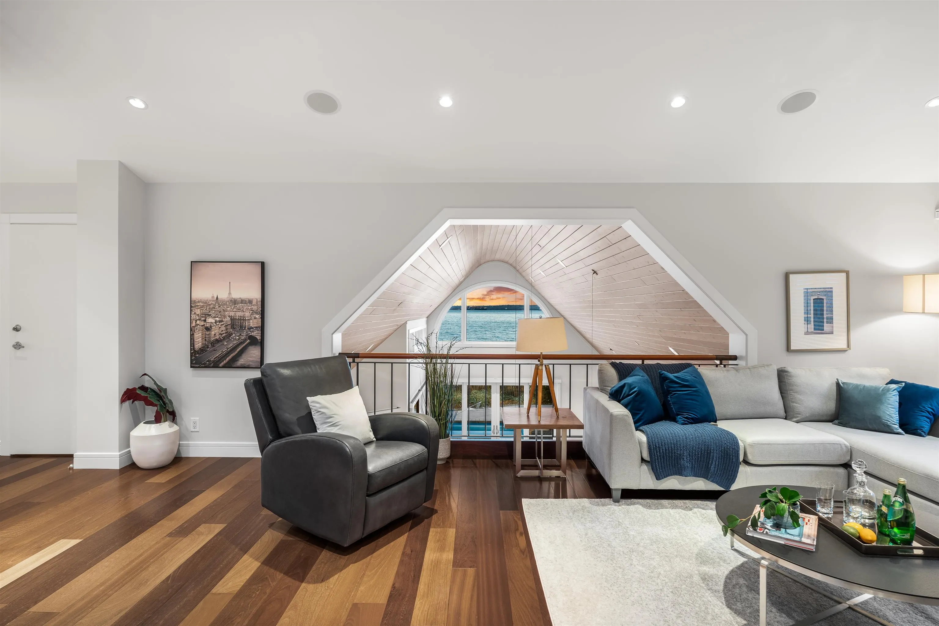 4208 Evergreen Avenue