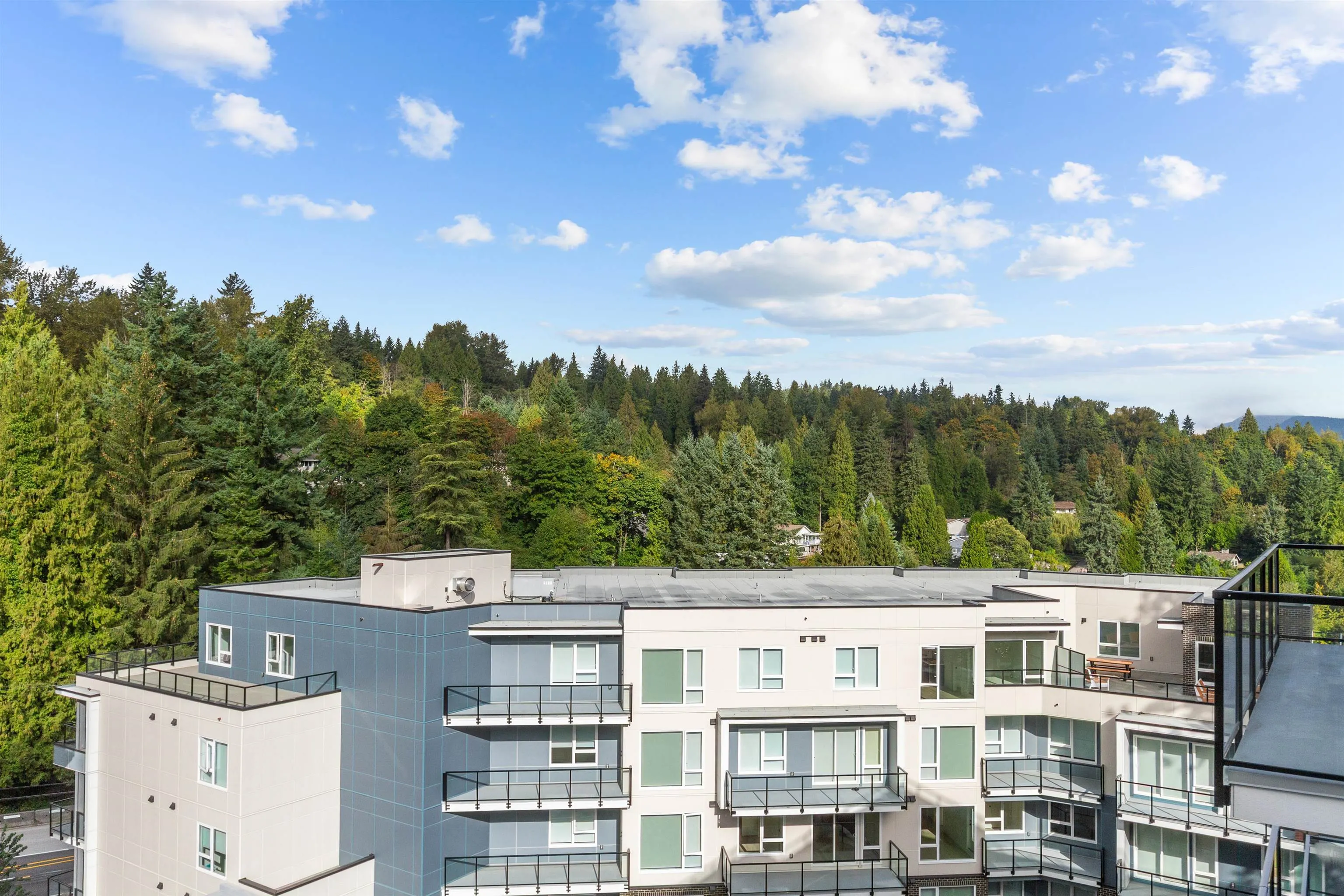 606 2002 St. George Street