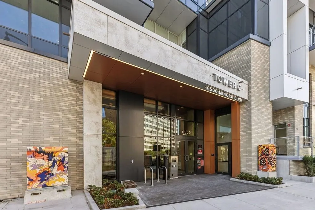 1107 6500 Minoru Street