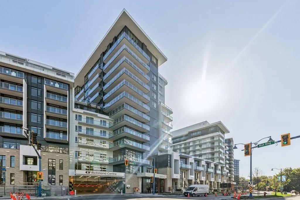 1107 6500 Minoru Street