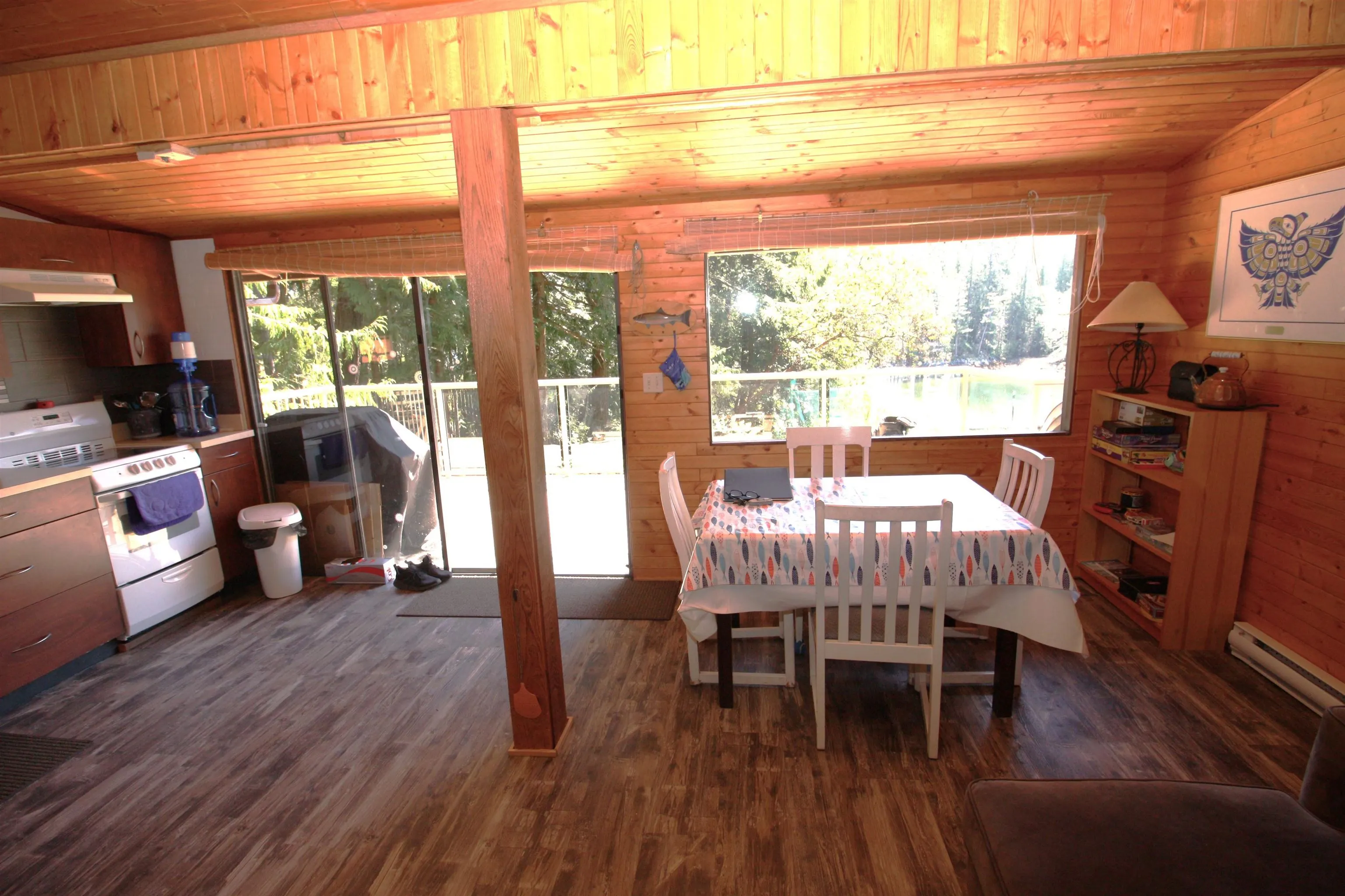10 10387 Mercer Road