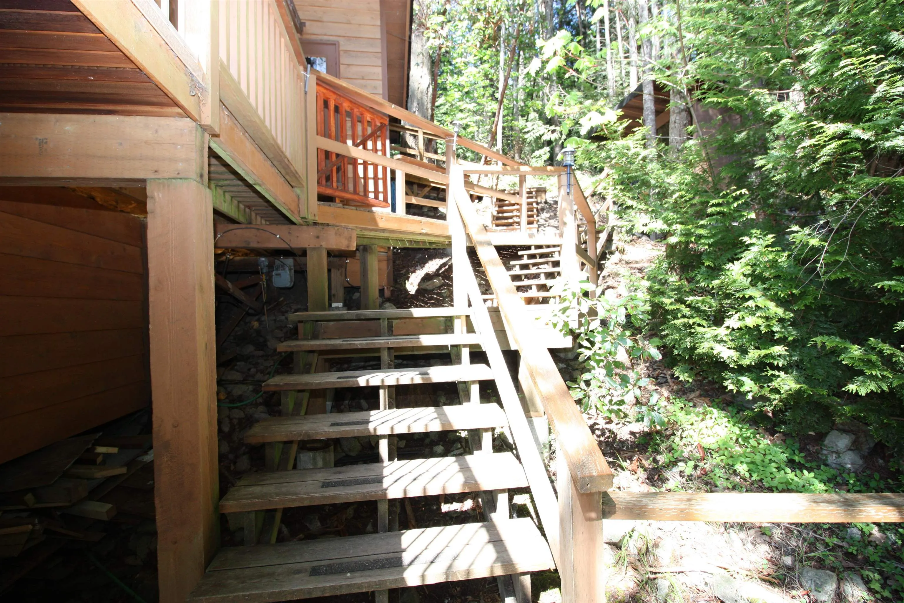 10 10387 Mercer Road