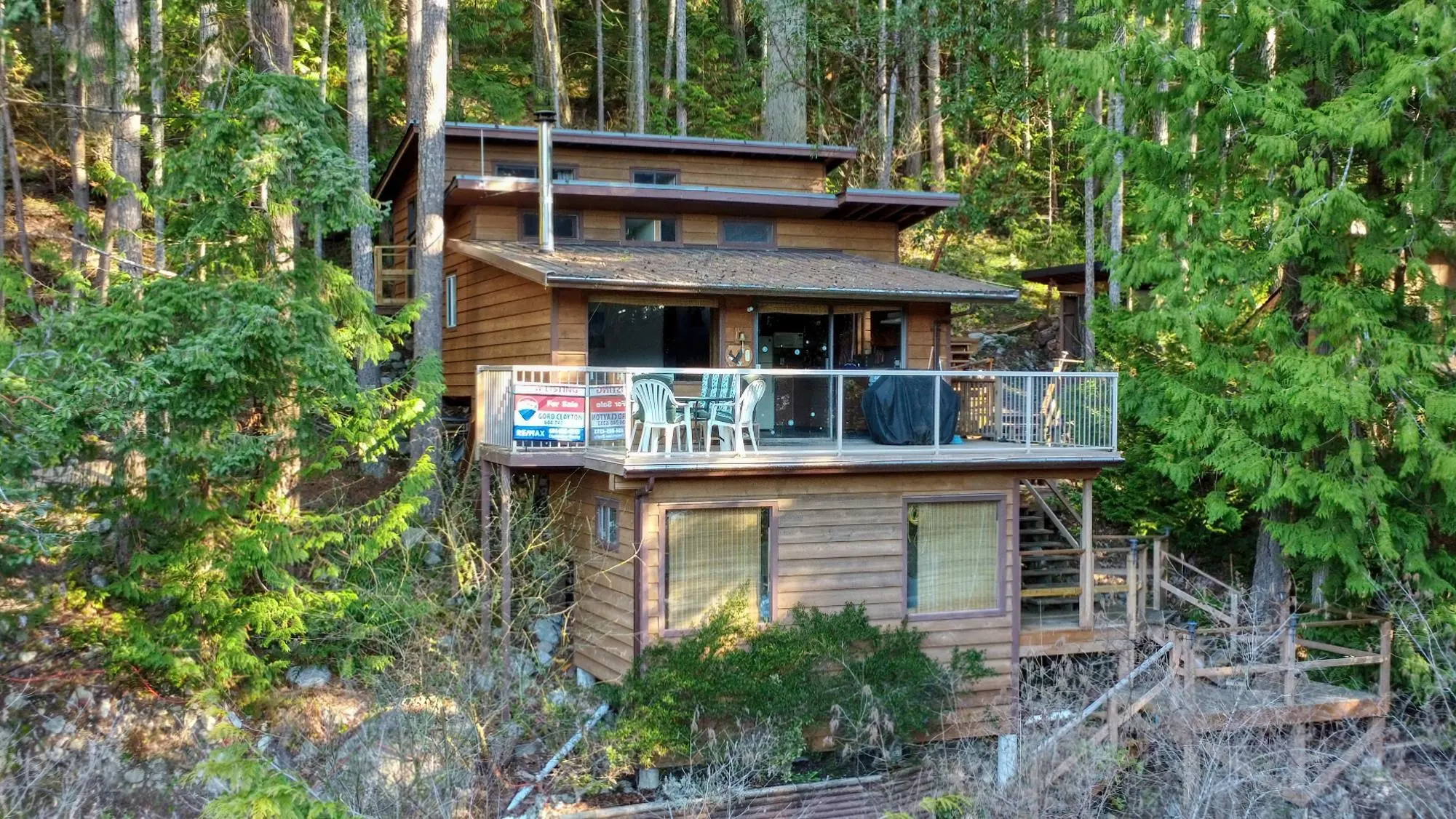 10 10387 Mercer Road