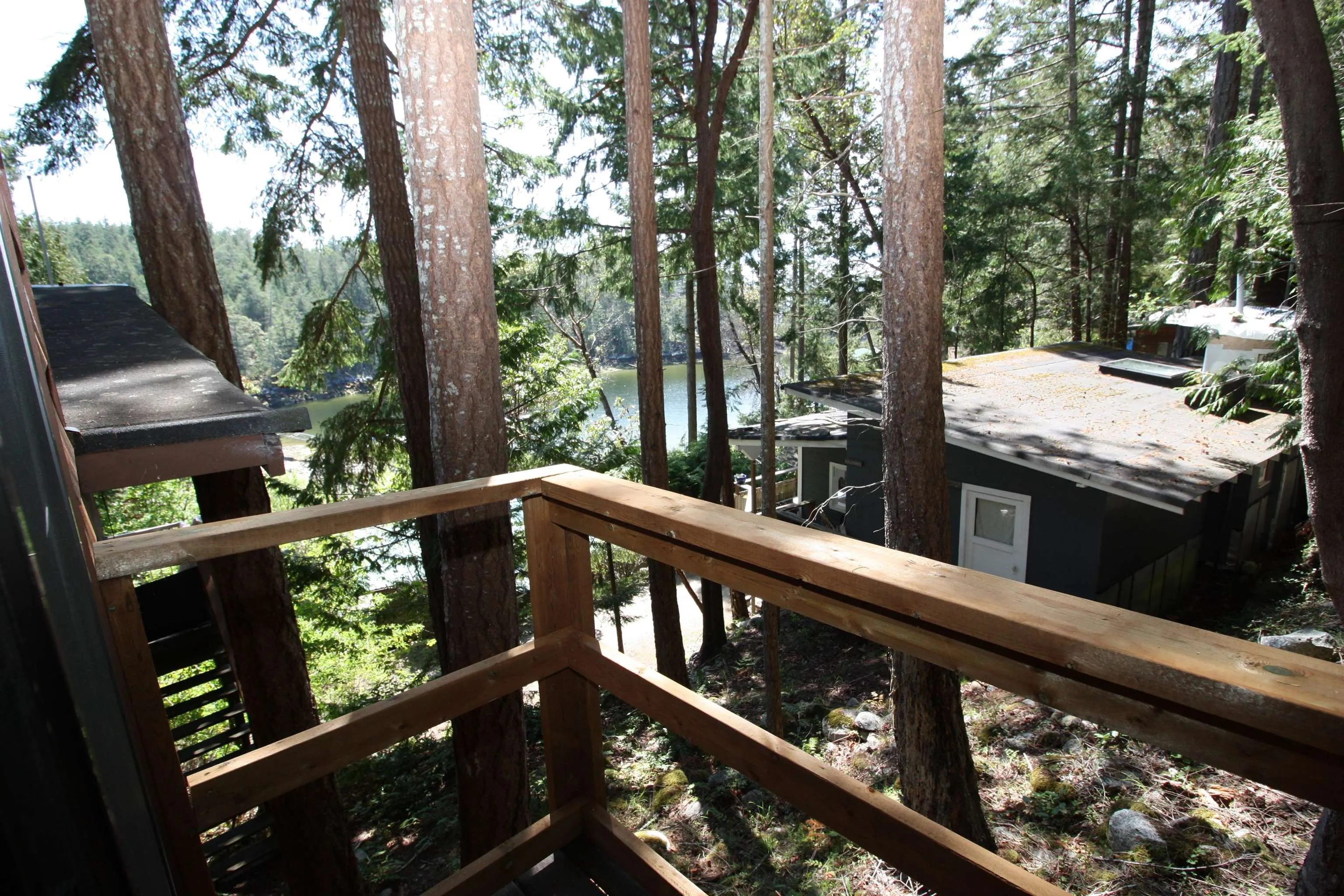 10 10387 Mercer Road