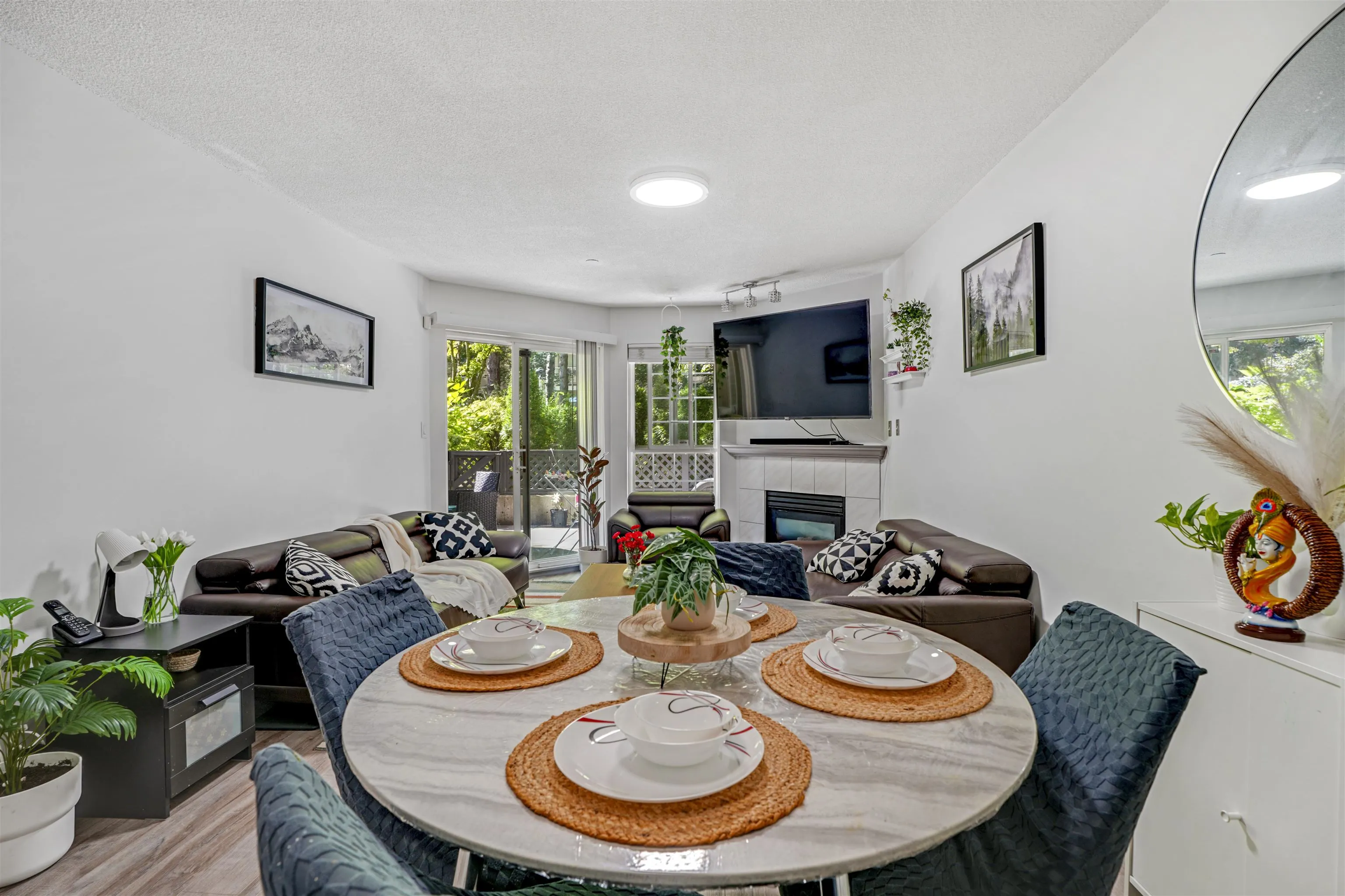 113 16137 83 Avenue
