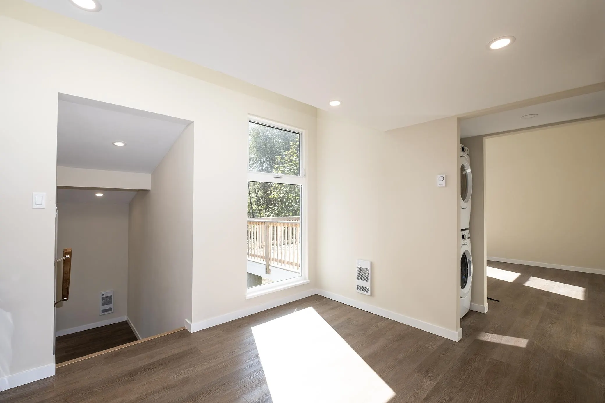 5977 Shoal Way
