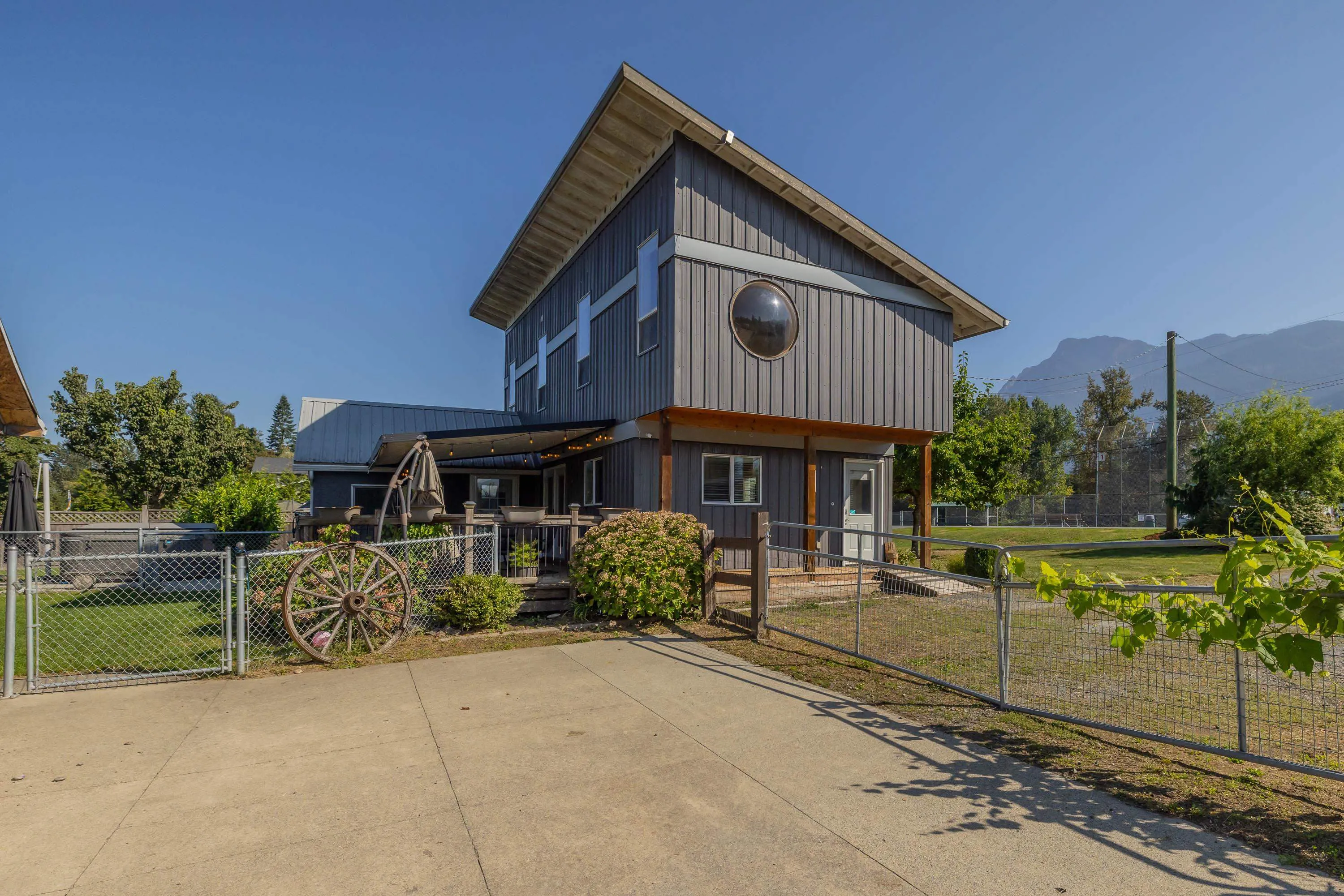 51495 Old Yale Road