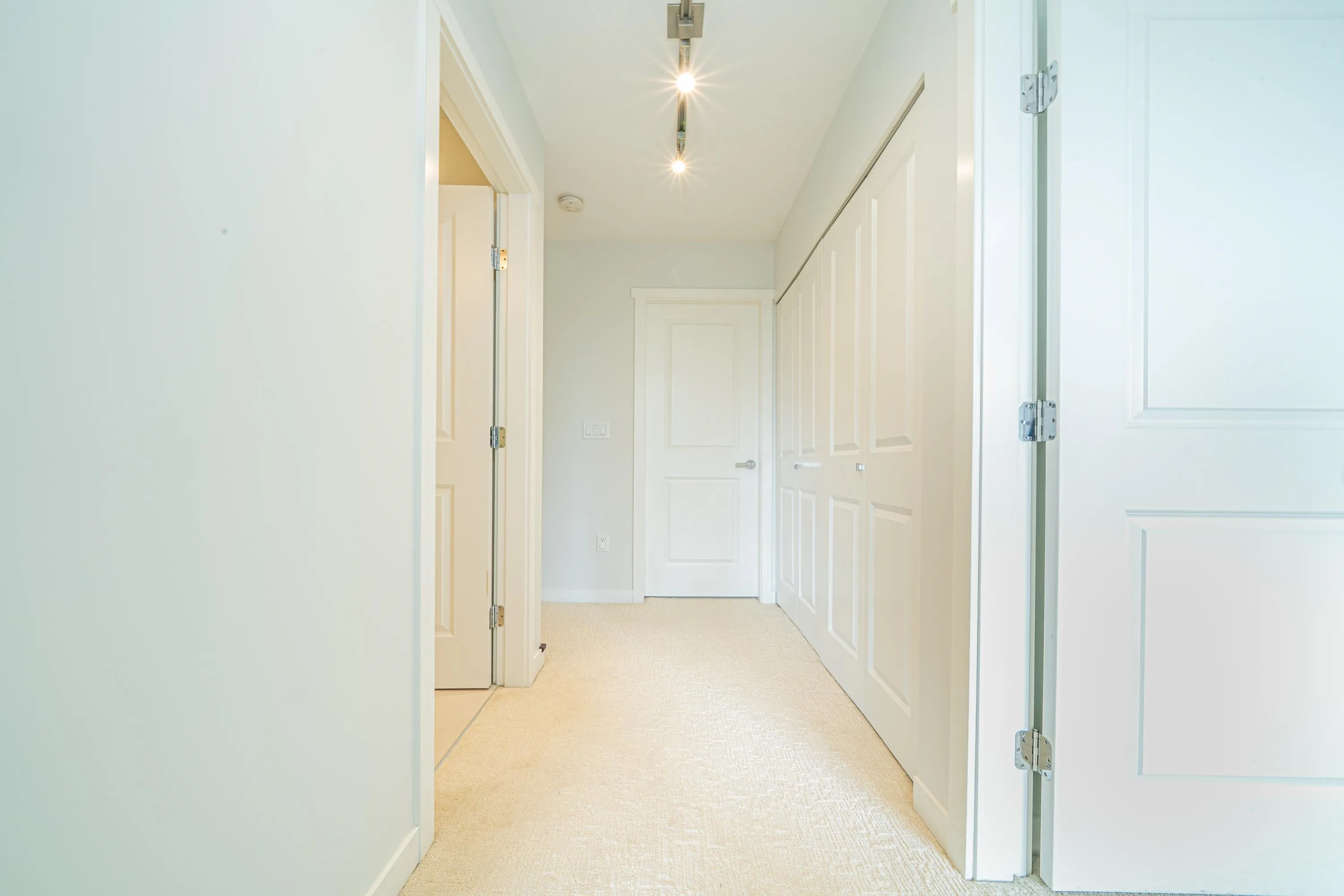 3 3500 Burke Village Promenade
