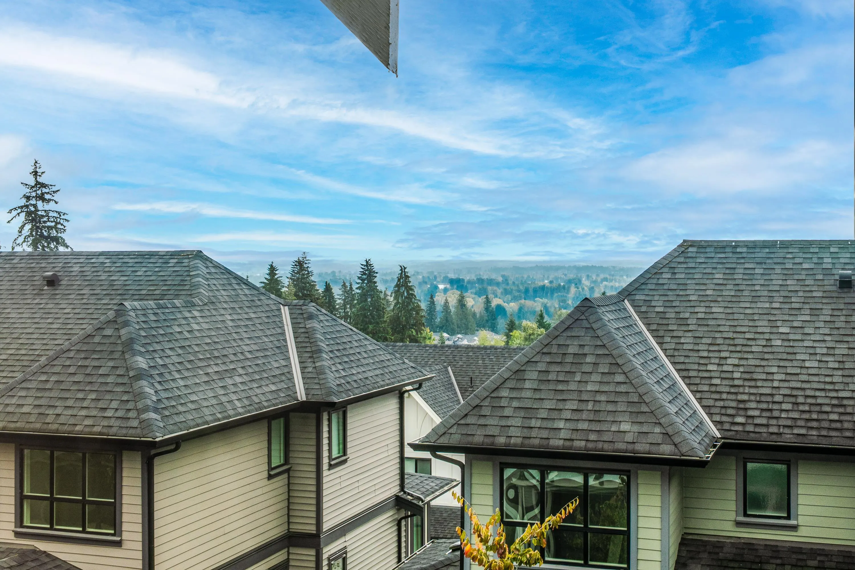 3 3500 Burke Village Promenade