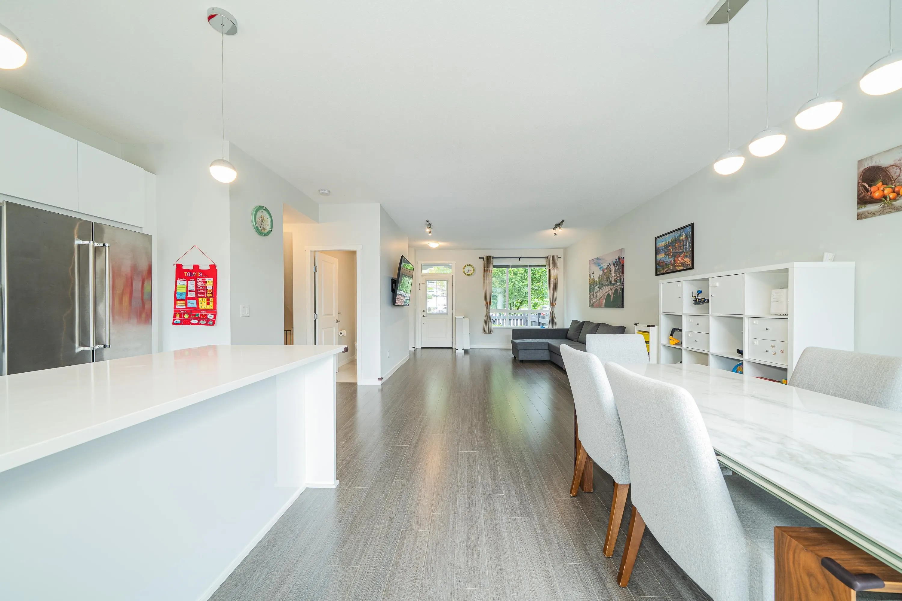 3 3500 Burke Village Promenade