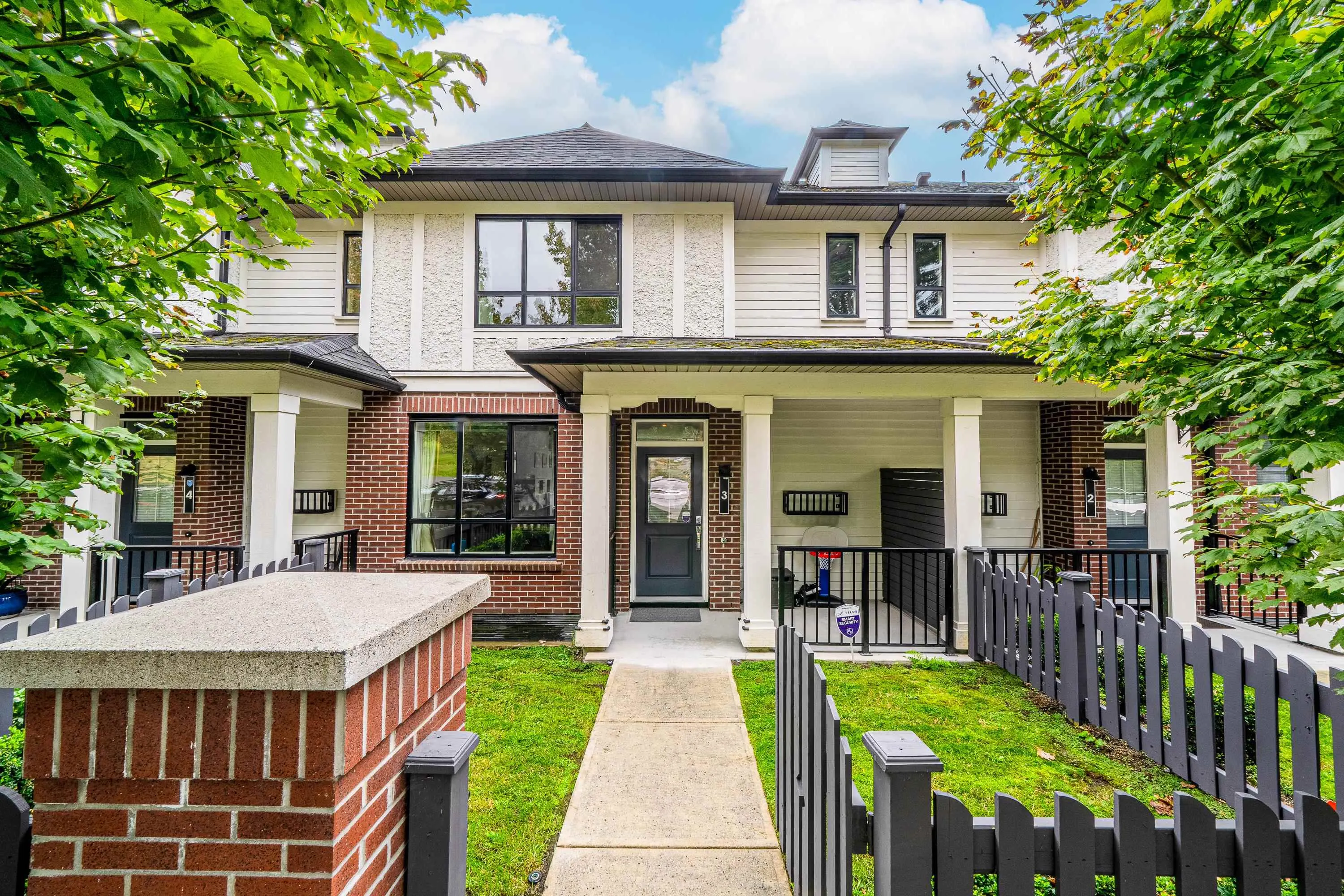 3 3500 Burke Village Promenade