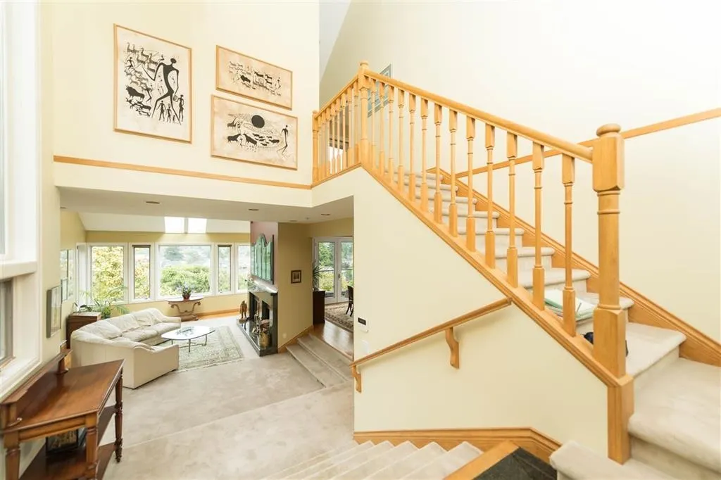 4612 Puget Drive