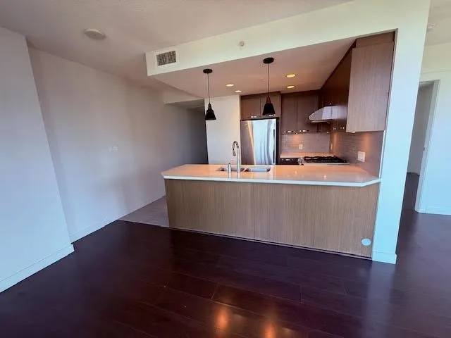 1009 8333 Anderson Road