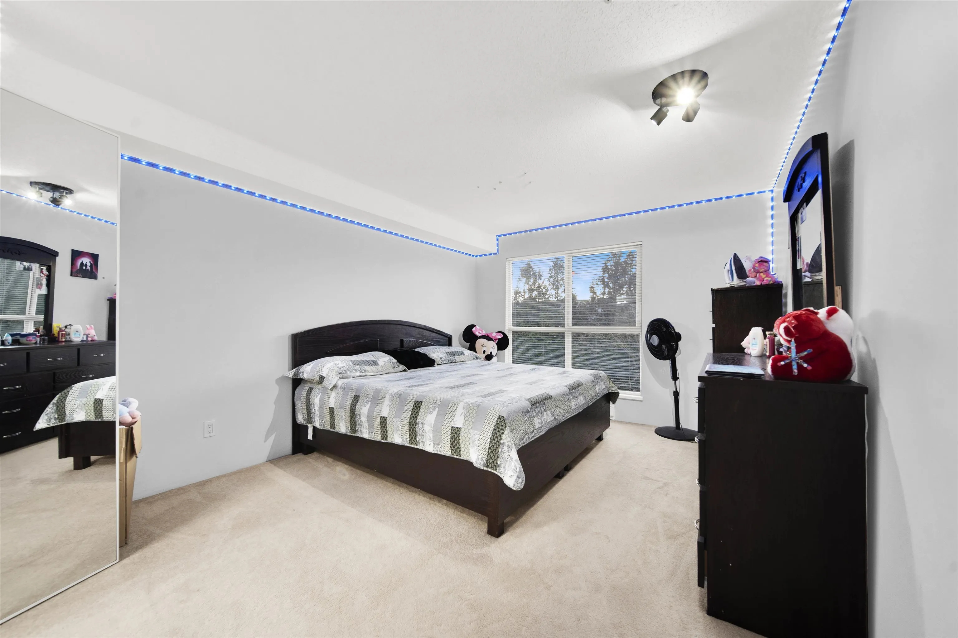 311 13780 76 Avenue