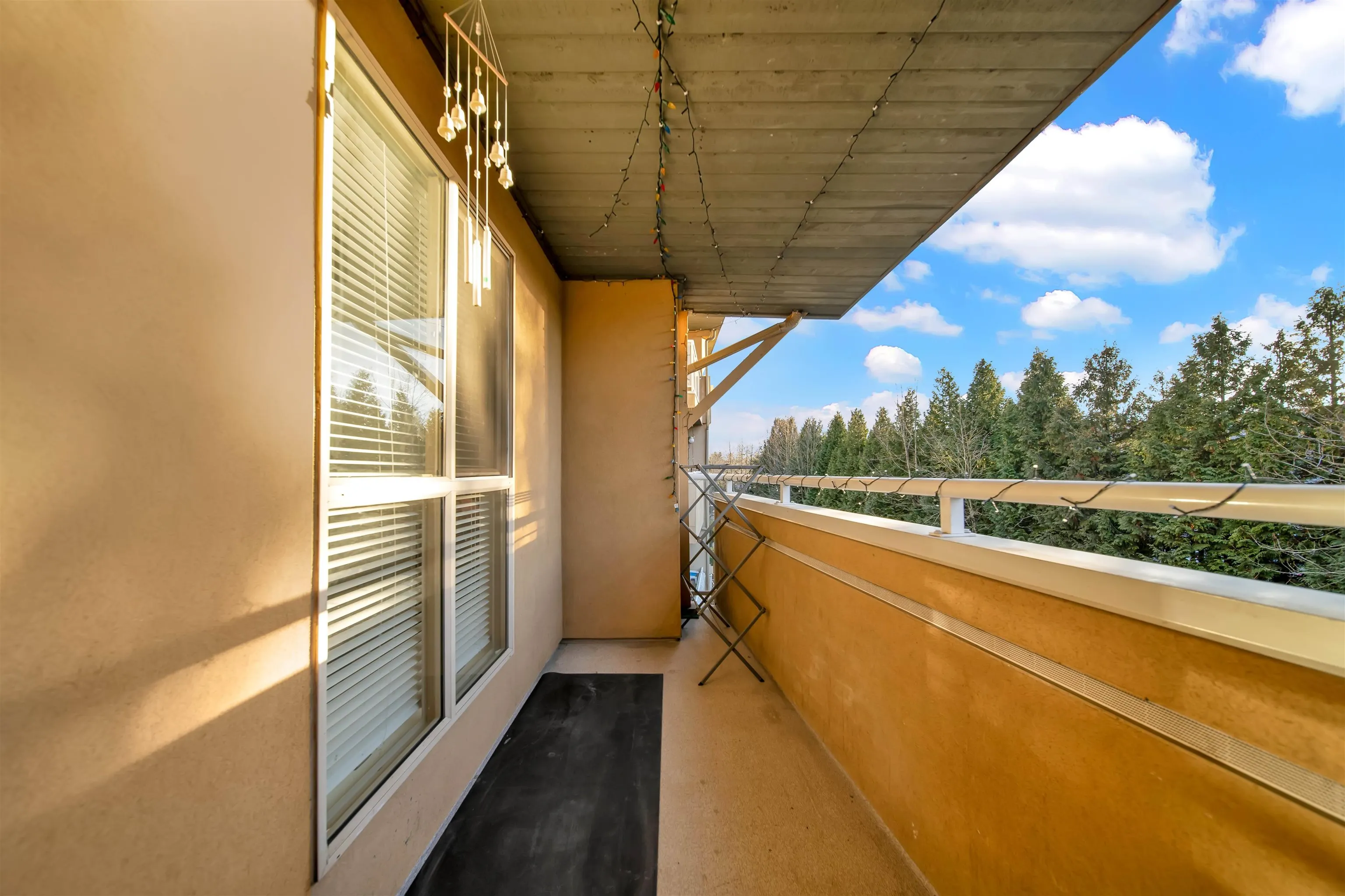 311 13780 76 Avenue