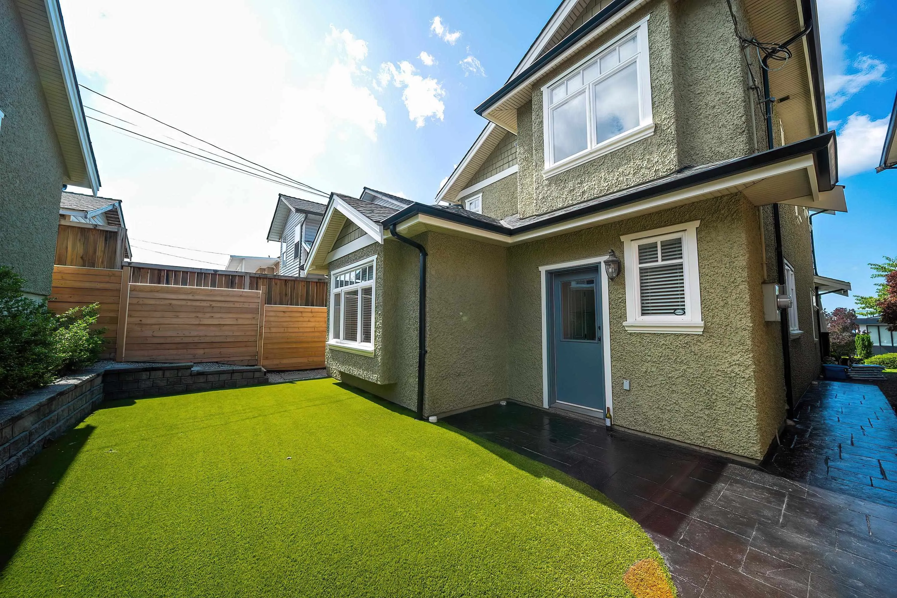 18 Hythe Avenue