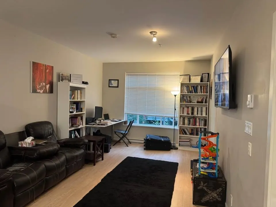 E205 20211 66 Ave