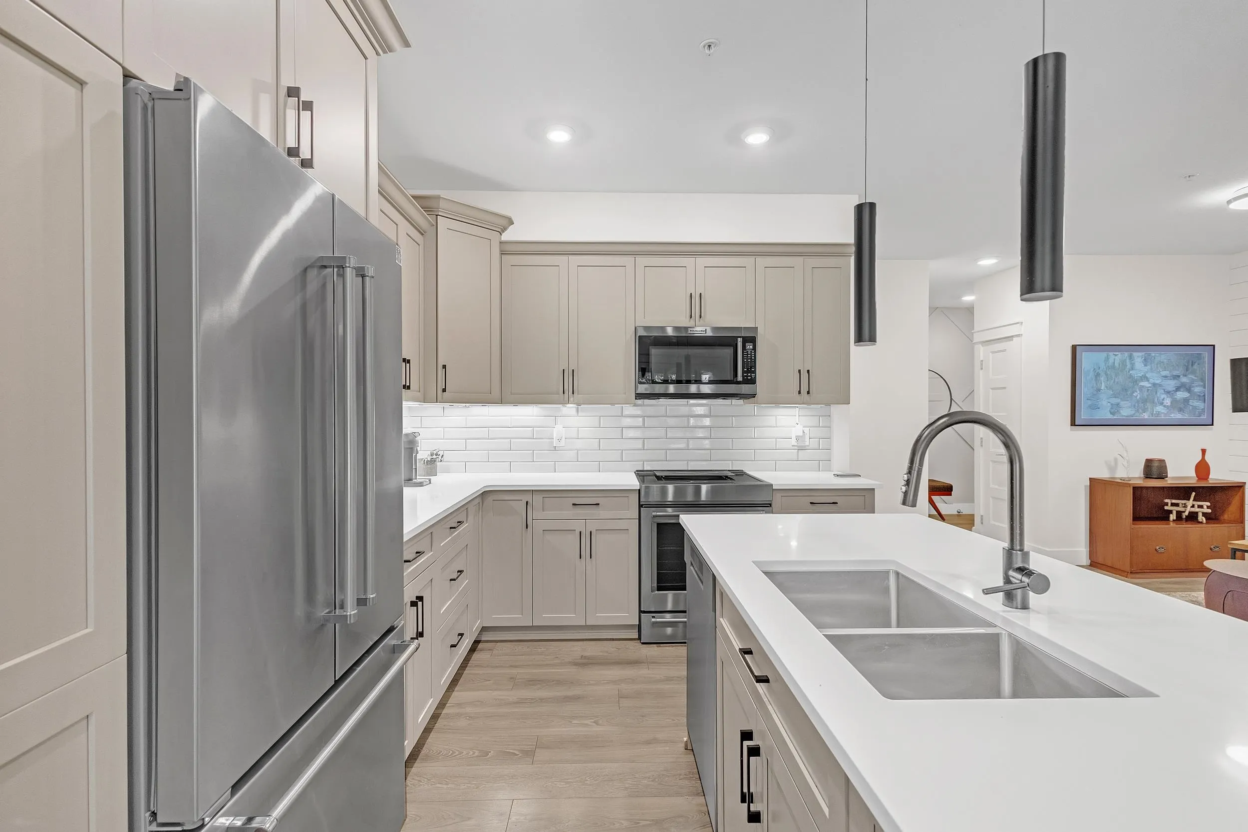 403 5380 Tyee Lane